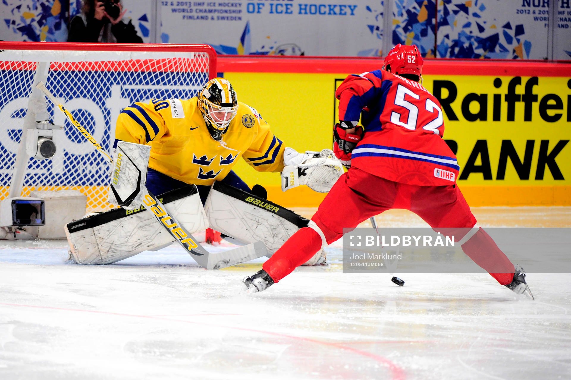 Sergei Shirokov, RYssland kommer fri med Victor Fast,