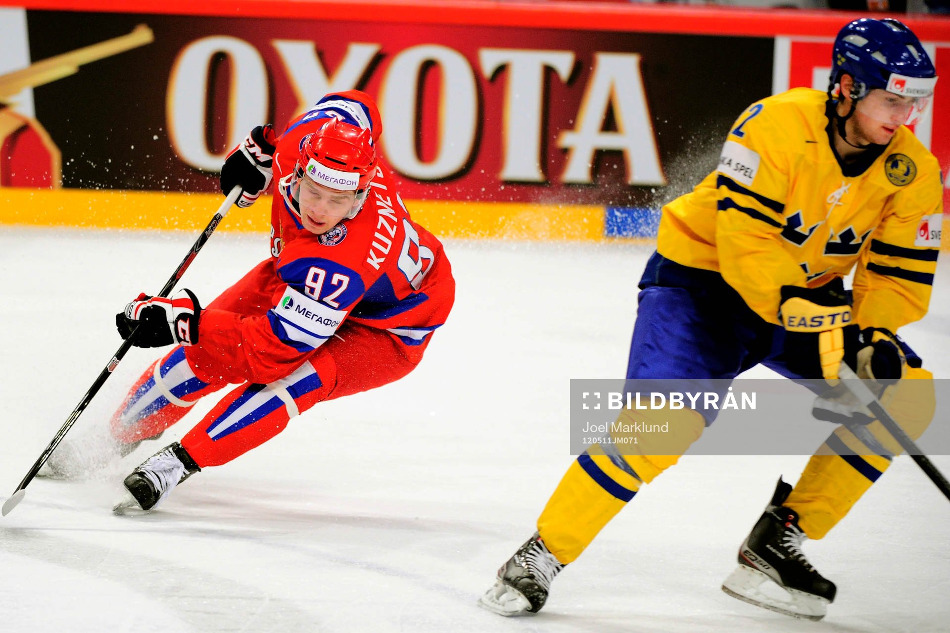 Yevgeni Kuznetsov, Ryssland, hänger inte med Marcus