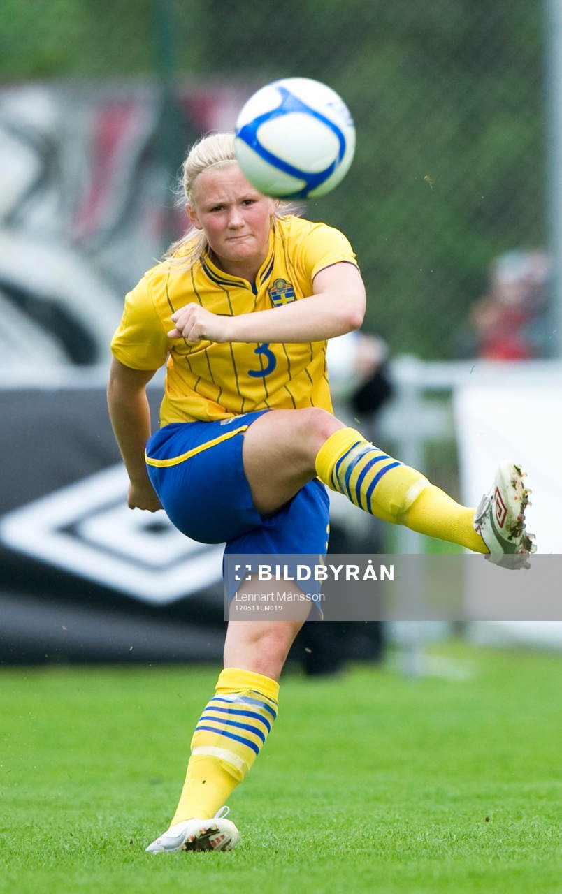 Ebba Blomqvist, Sverige