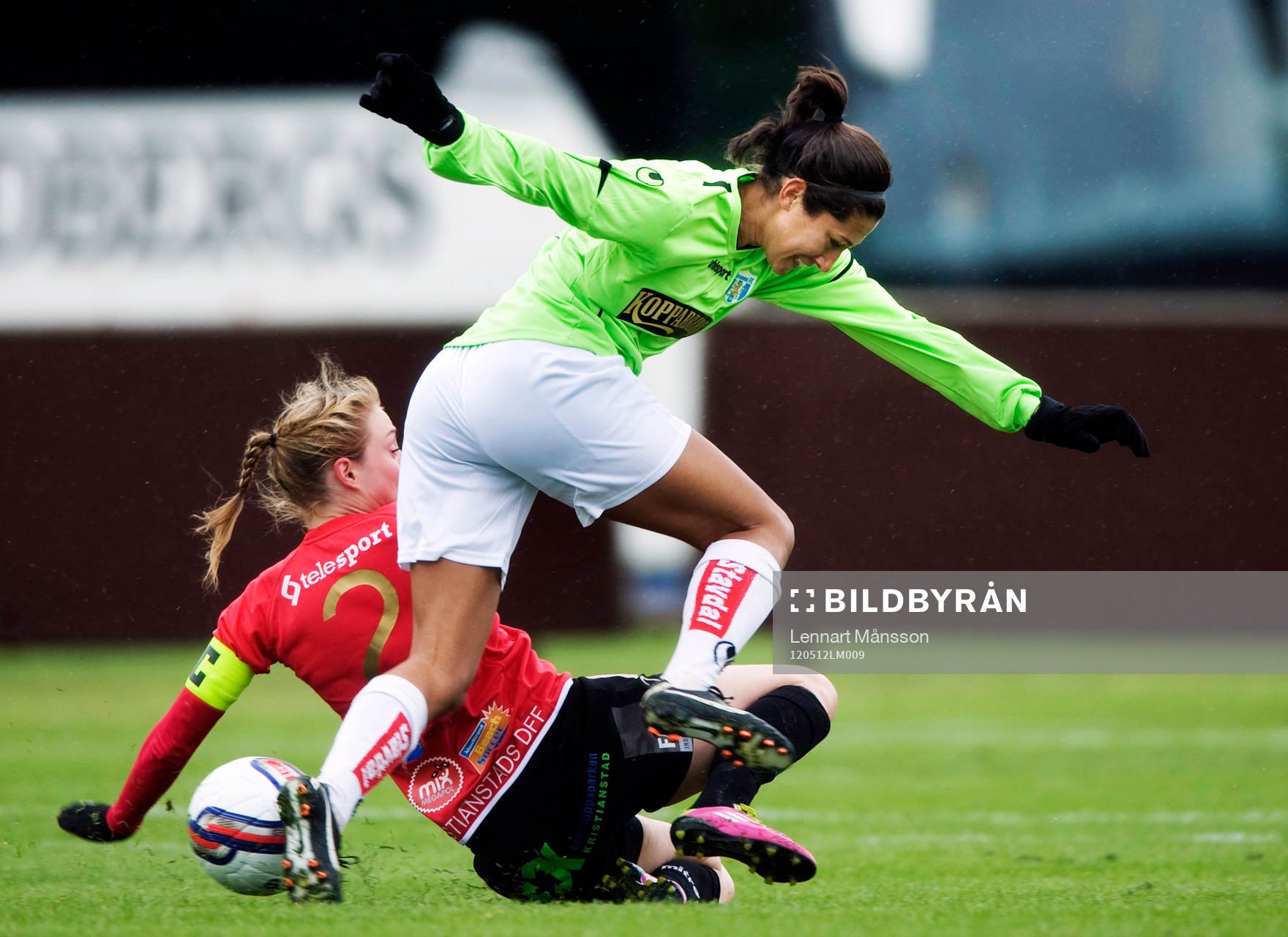 Aif Atladottir, Kristianstad, stoppar Christin Press,