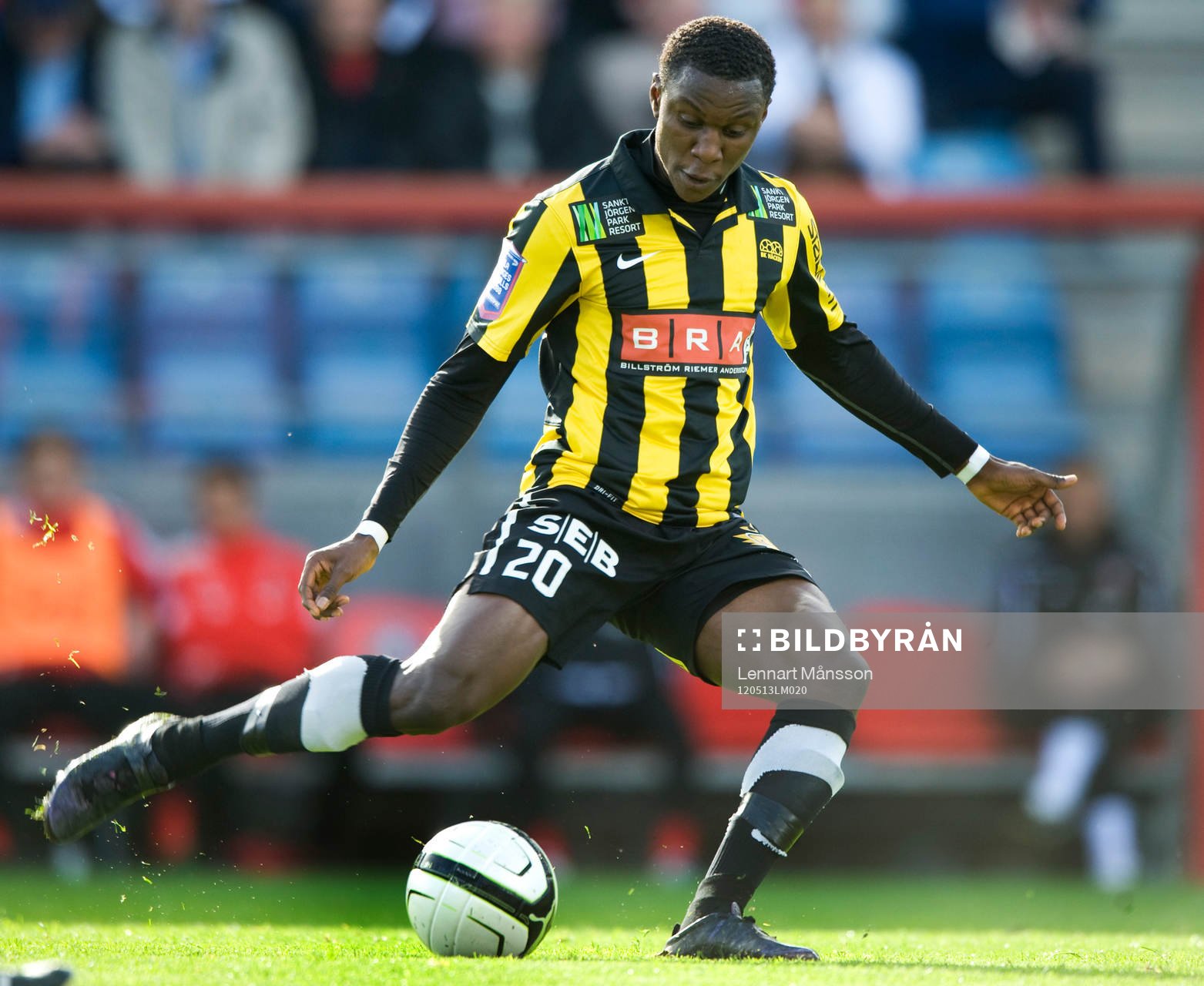 Dominic Chatto, Häcken