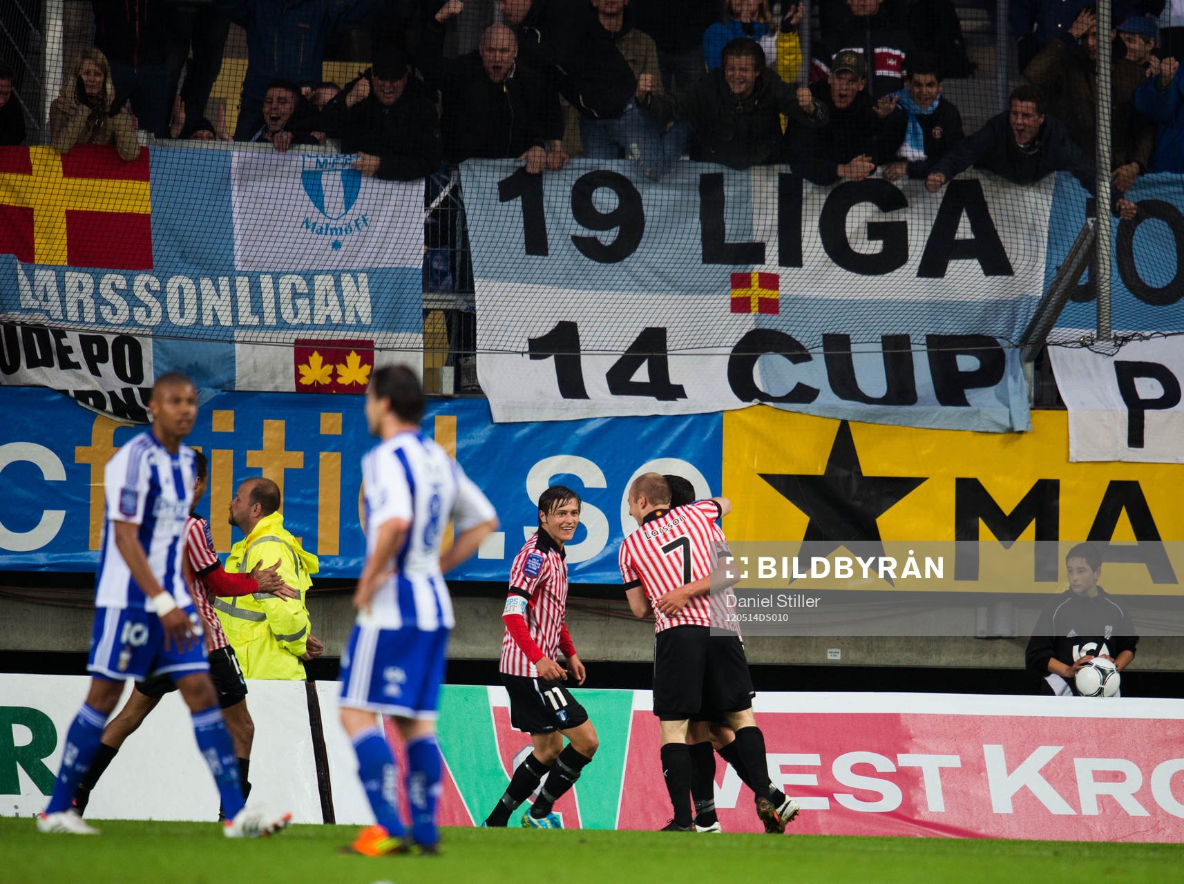 Malmö gör 2-2 på övertid, jubel