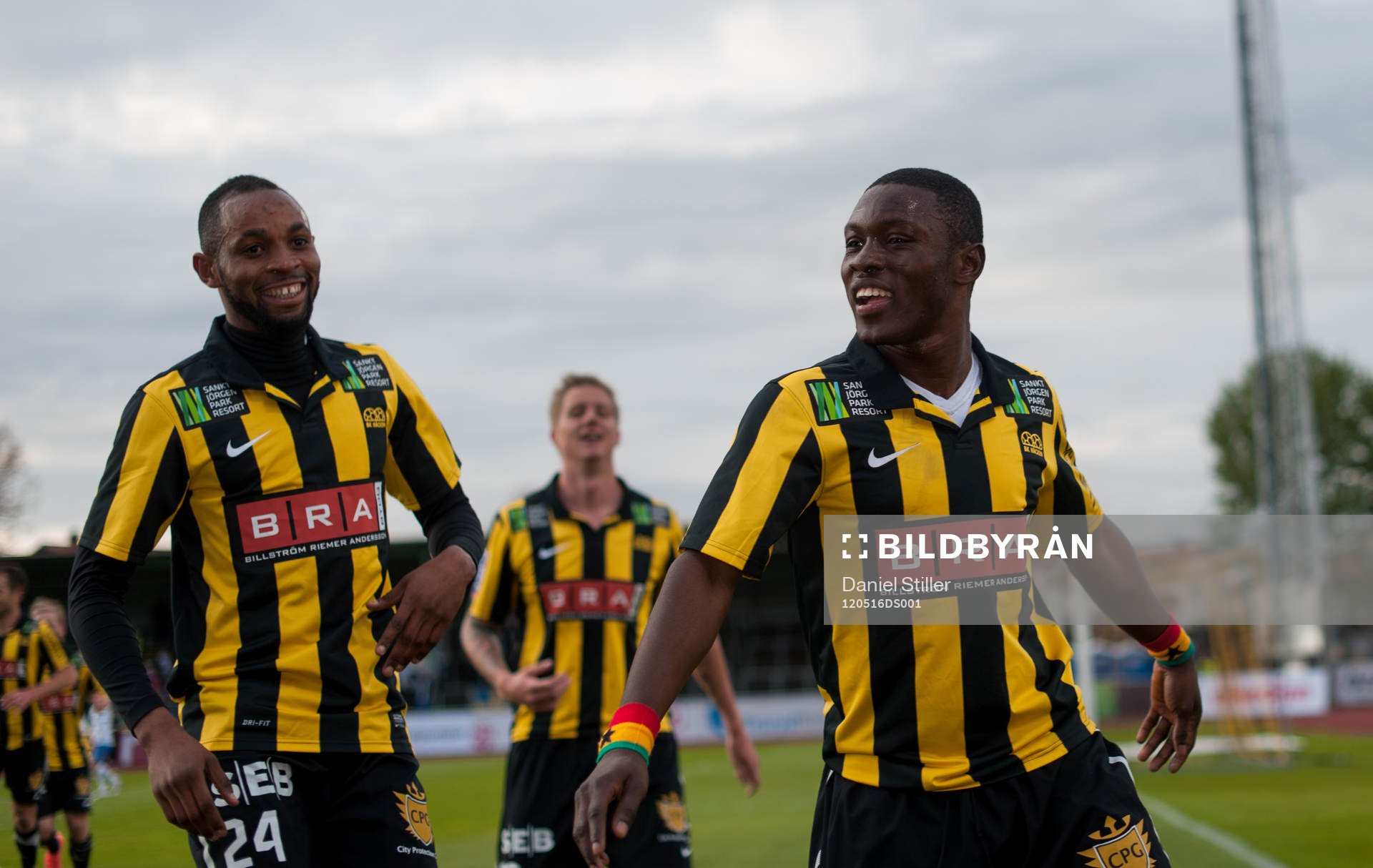 Abdul Majeed Waris,  Häcken, gör 2-0, jubel René