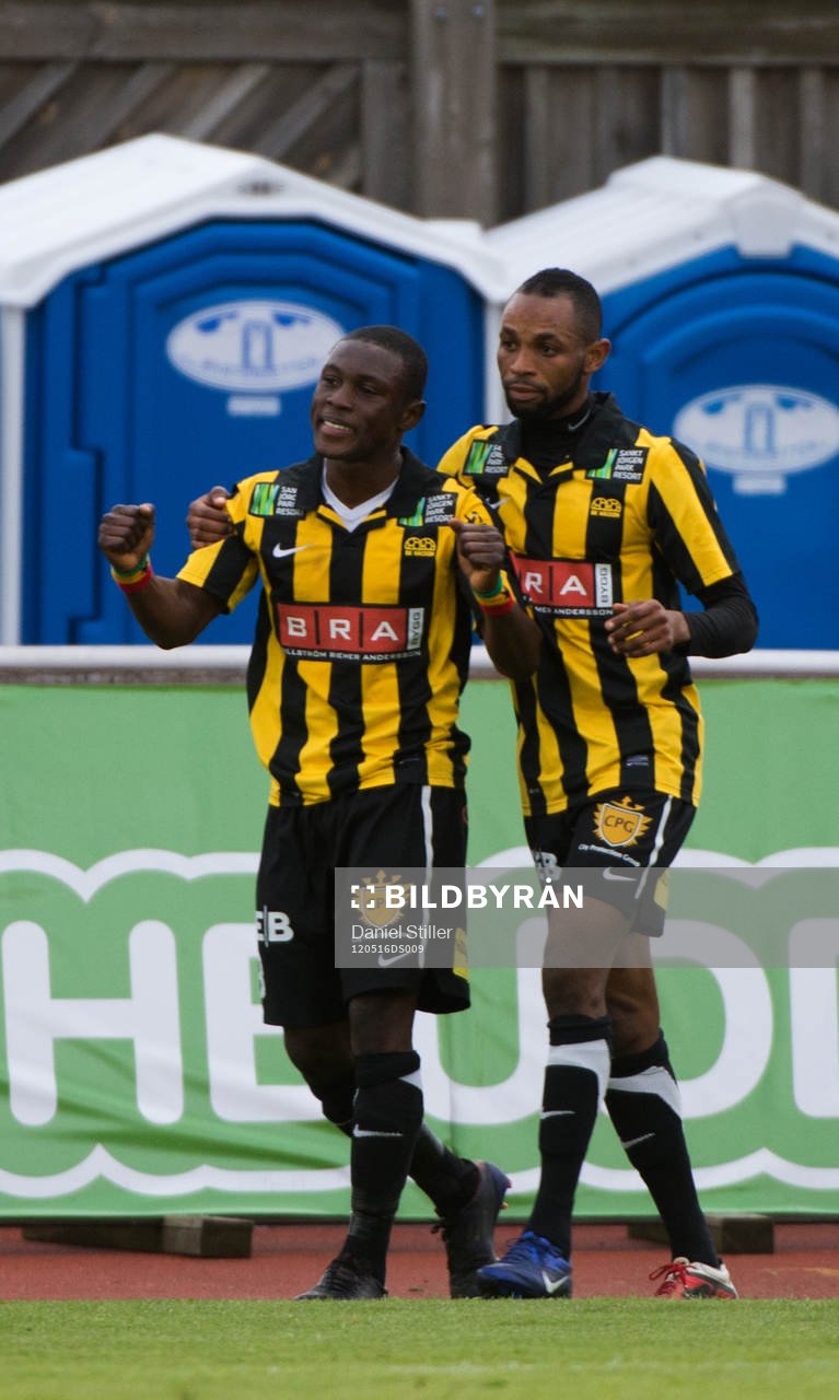 Abdul Majeed Waris,  Häcken, gör 3-0, jubel René