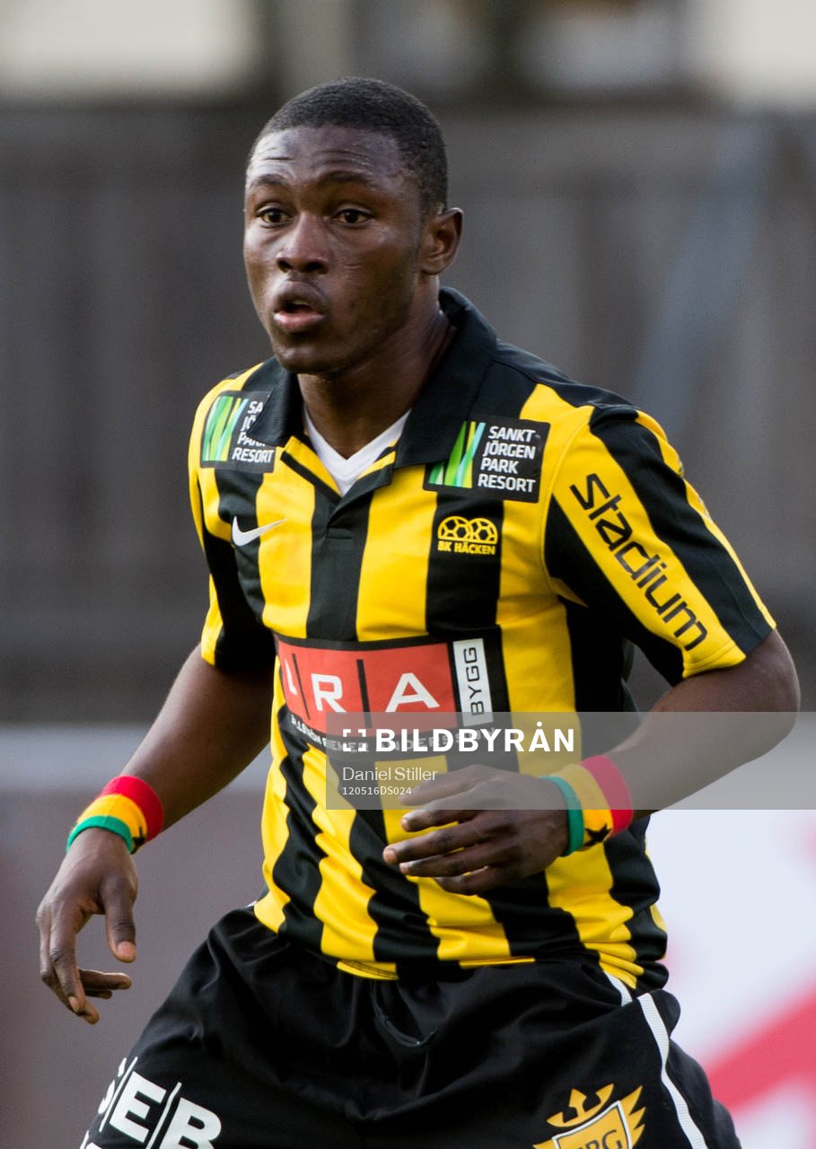 Abdul Majeed Waris,   Häcken