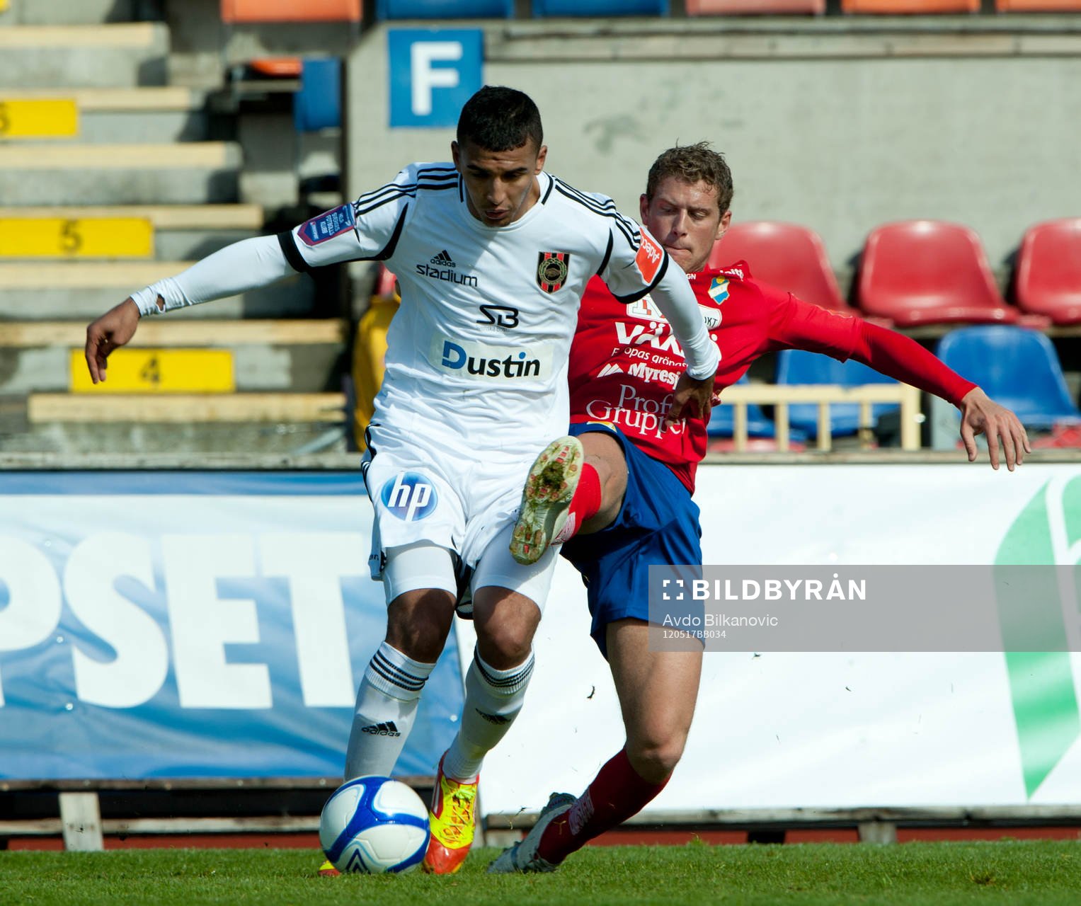 Nabil Bahoui, Brommapojkarna