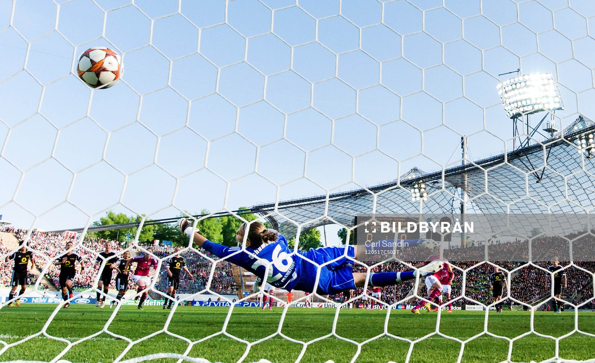Olympique Lyonnais, mål på straff. Desiree Schumann,