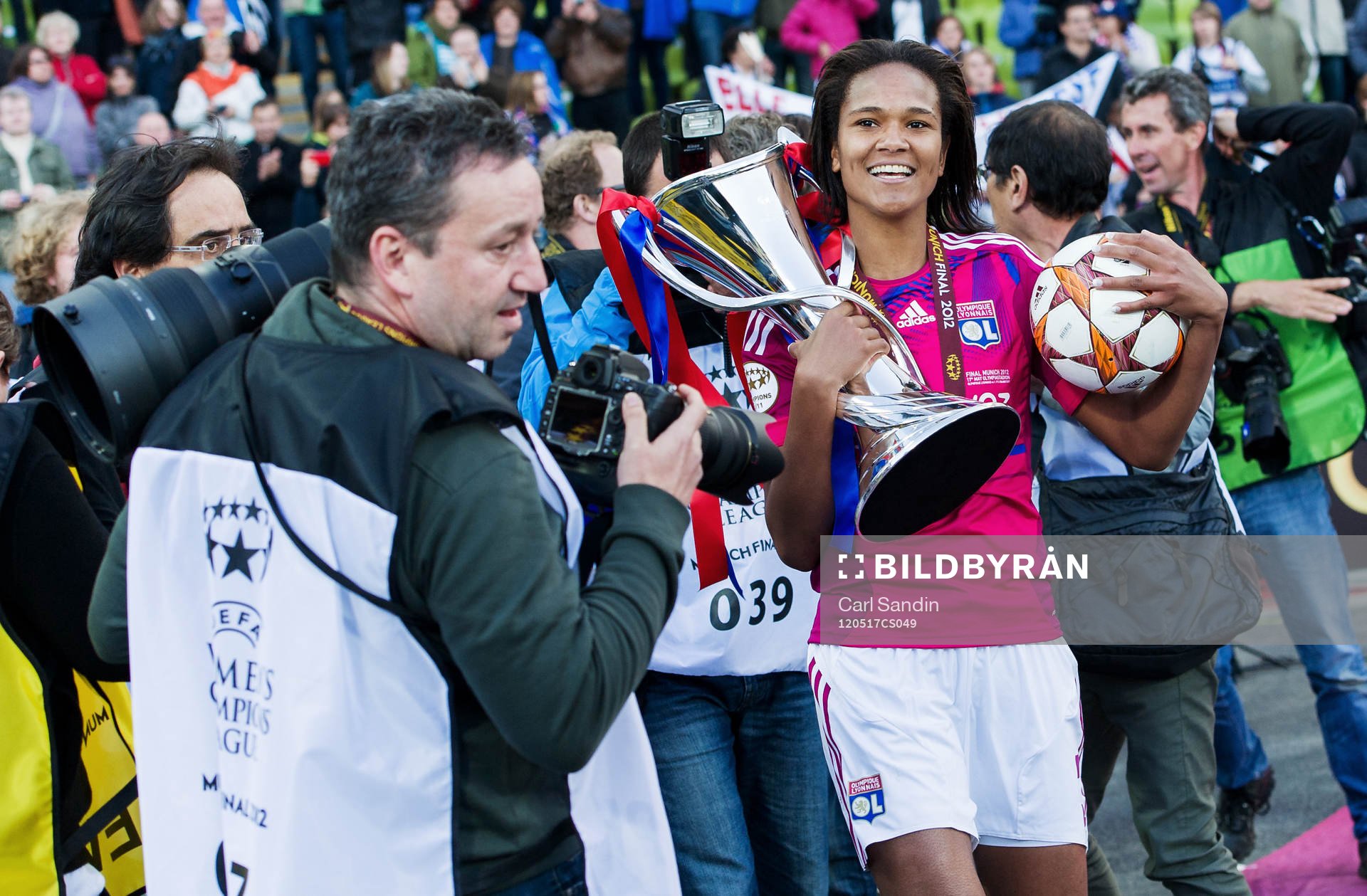 Wendie Renard, Olympique Lyonnais, jubel, pokal
