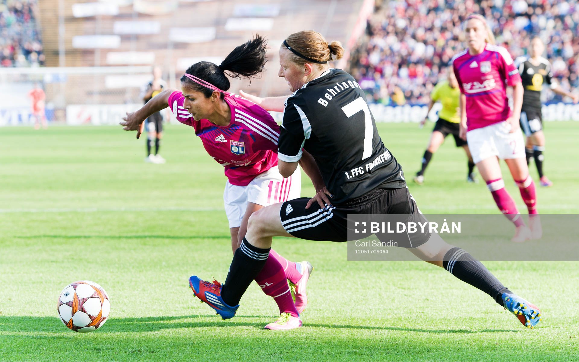 Shirley Cruz Trana, Olympique Lyonnais, faller i