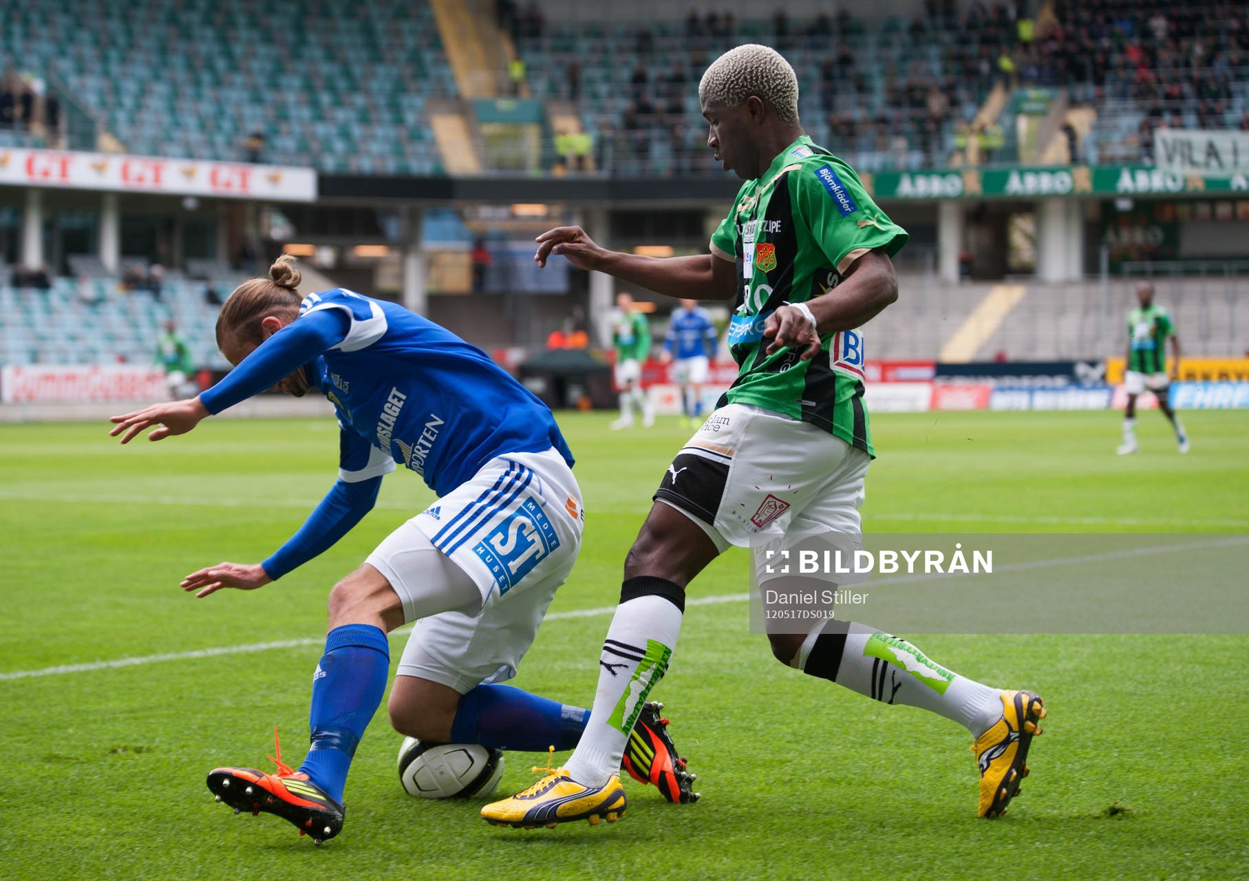  Fredric Jonson, GIF Sundsvall. Eric Bassombeng, GAIS.