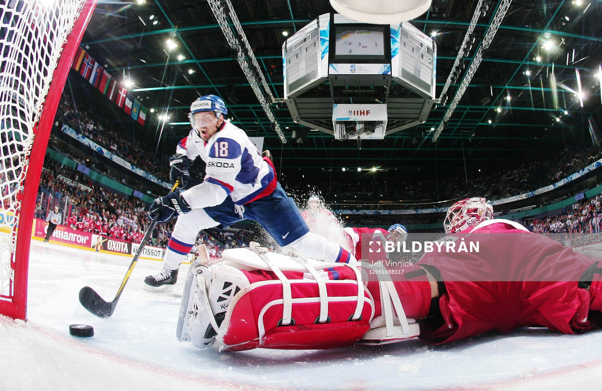 Miroslav Satan, Slovakien, gör det avgörande målet på