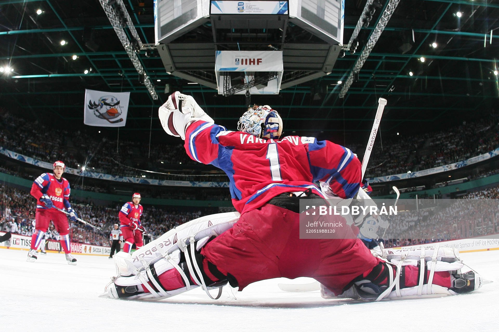 Semyon Varlamov, målvakt, Ryssland gör en räddning