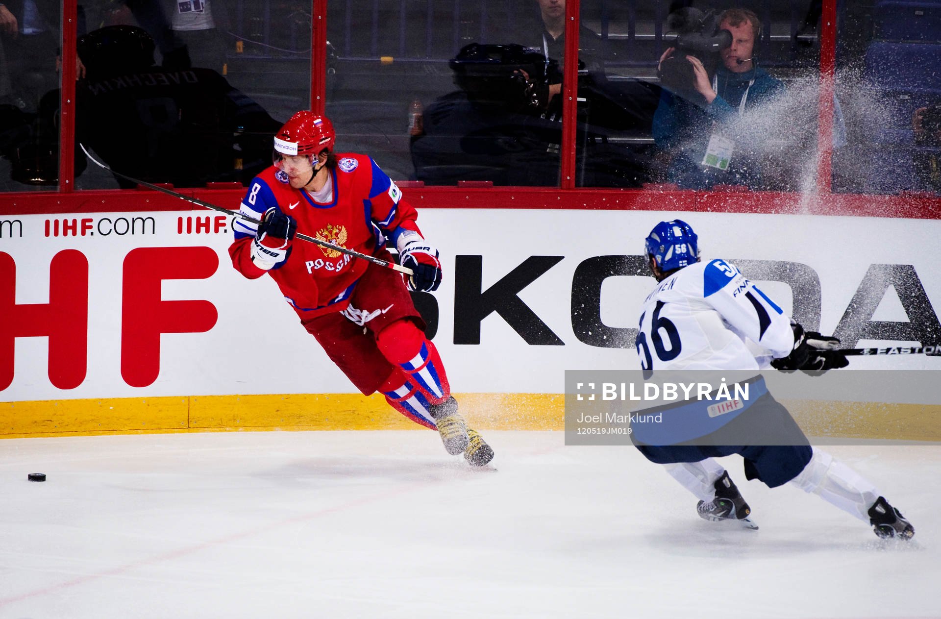 Alexander Ovechkin, Ryssland, och Joonas Järvinen, Finland