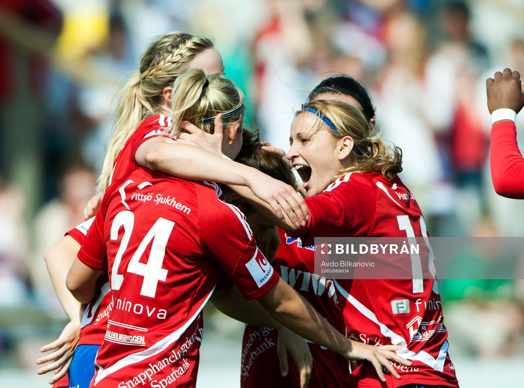 Sofie Andersson, Kirsty Yallop och Vlora Bajraktaraj,