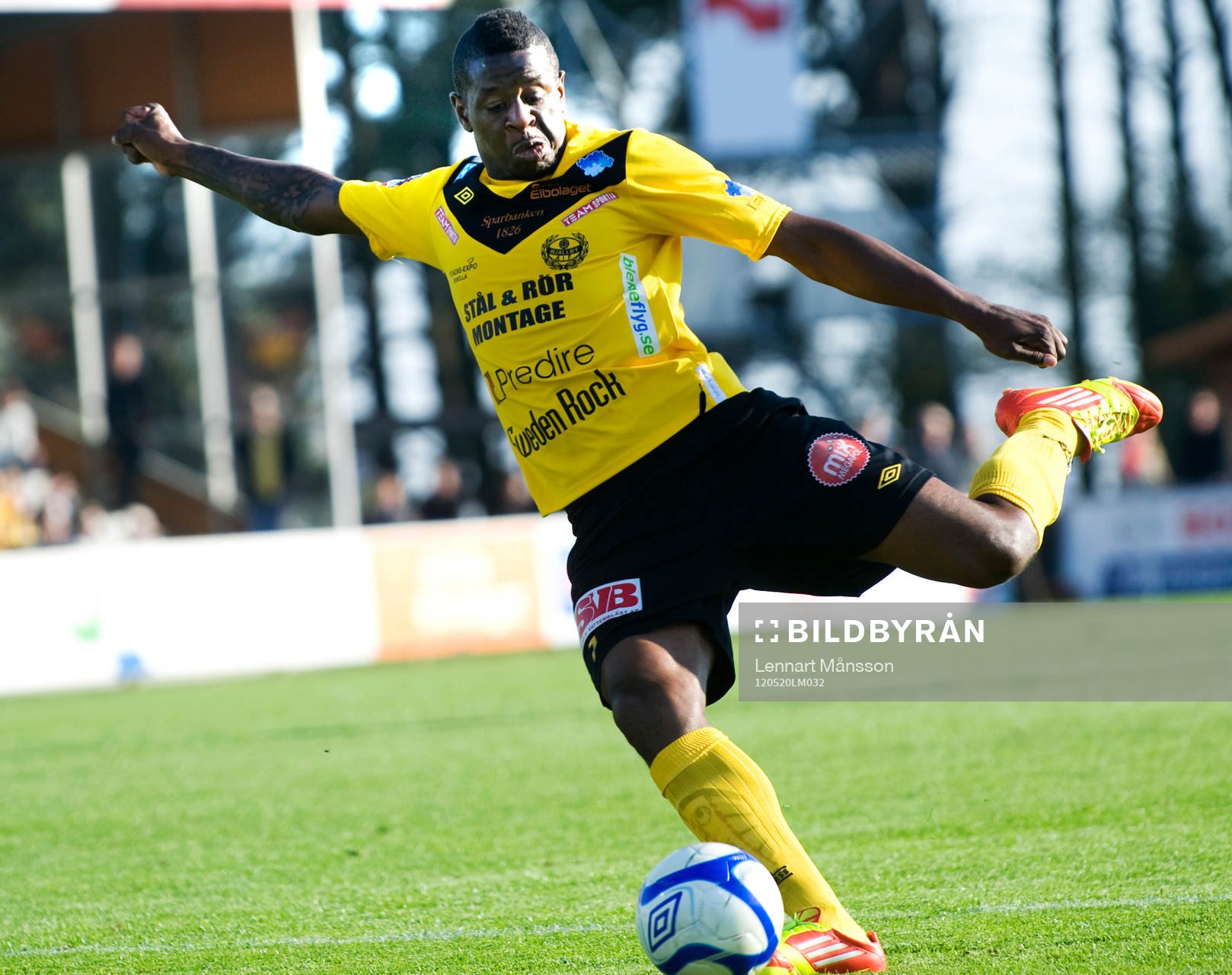 Dominique Kivuvu, Mjällby