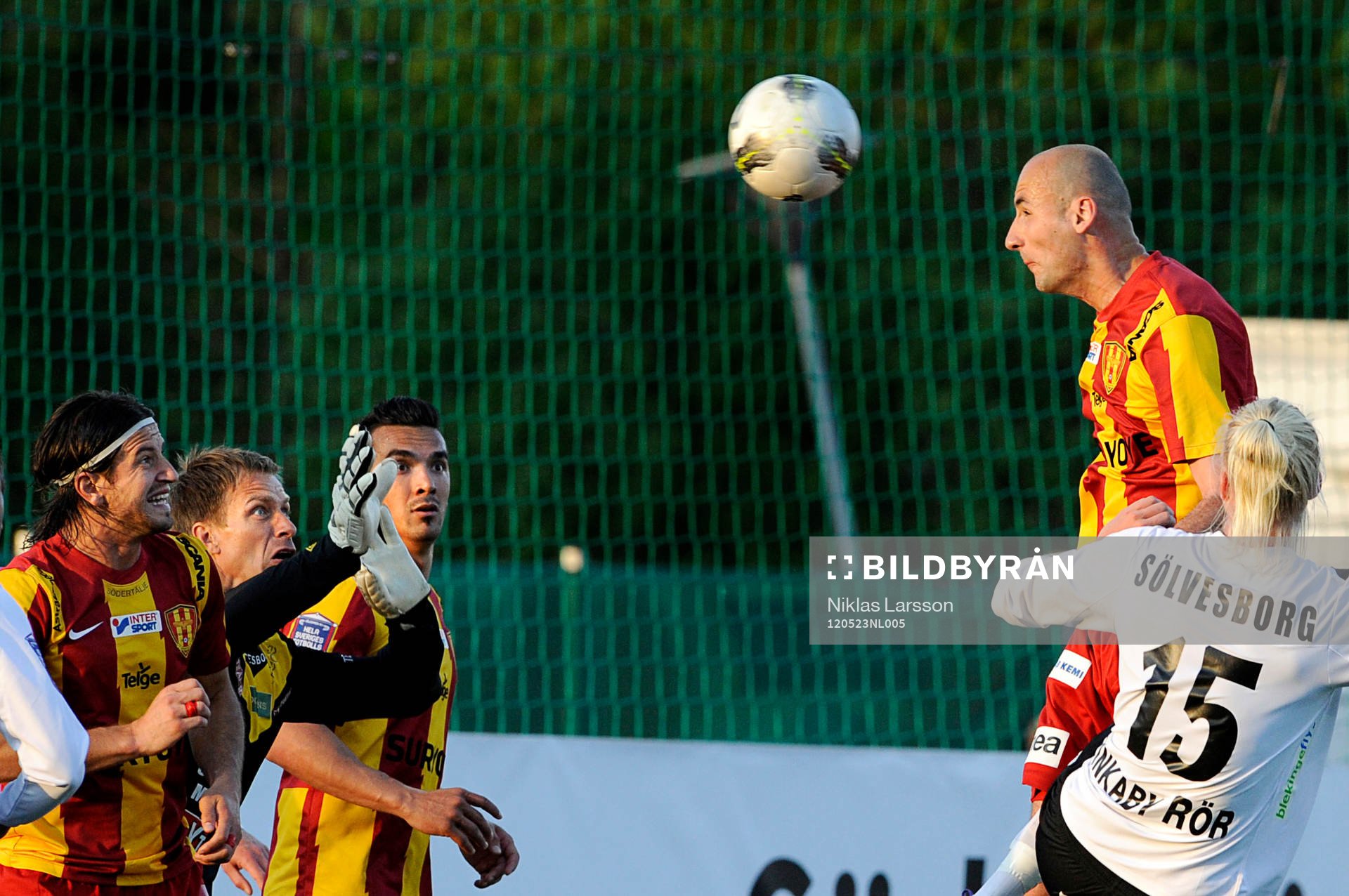 Dinko Felic, Syrianska gör 1-1 målet bakom en