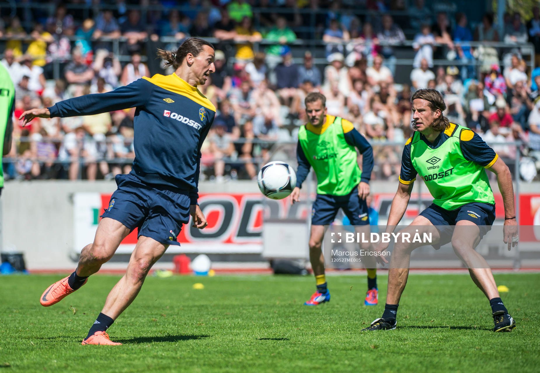  Sverige tränar i Visby inför EM. Zlatan Ibrahimovic och Jonas Olsson