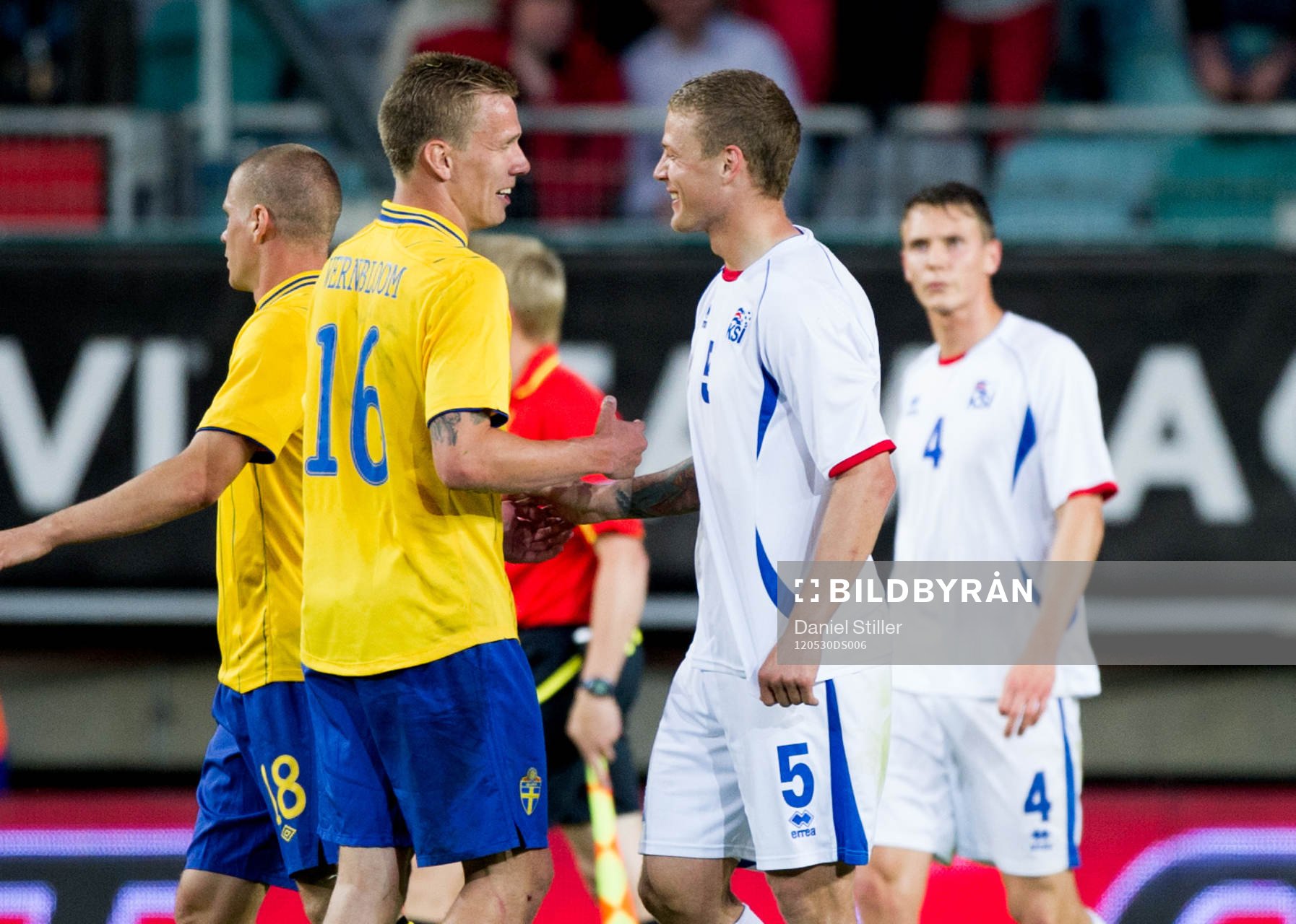 Pontus Wernbloom, Sverige tackar Ragnar Sigurdsson, Island