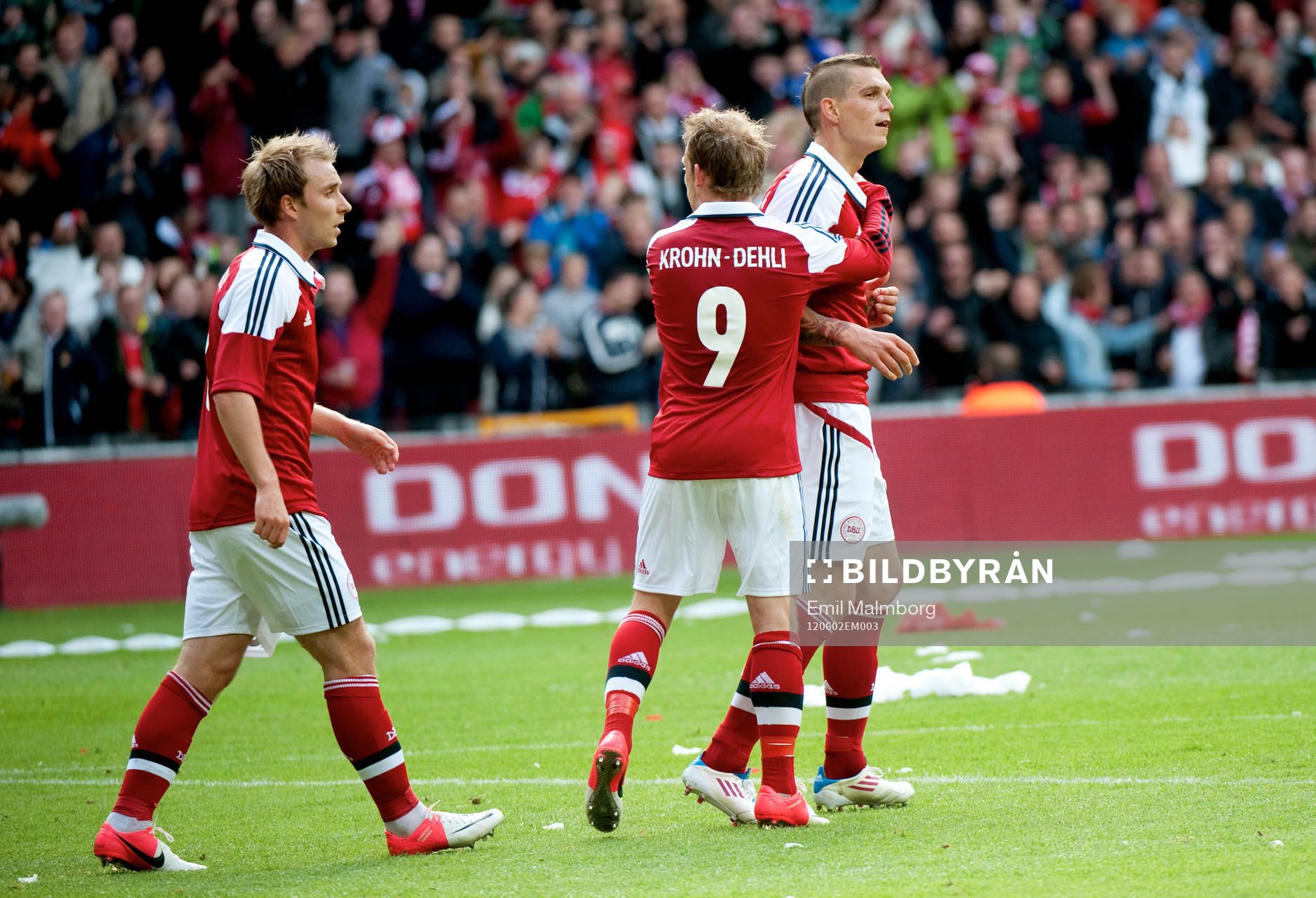 Daniel Agger, Danmark blir fälld och det blåses straff.