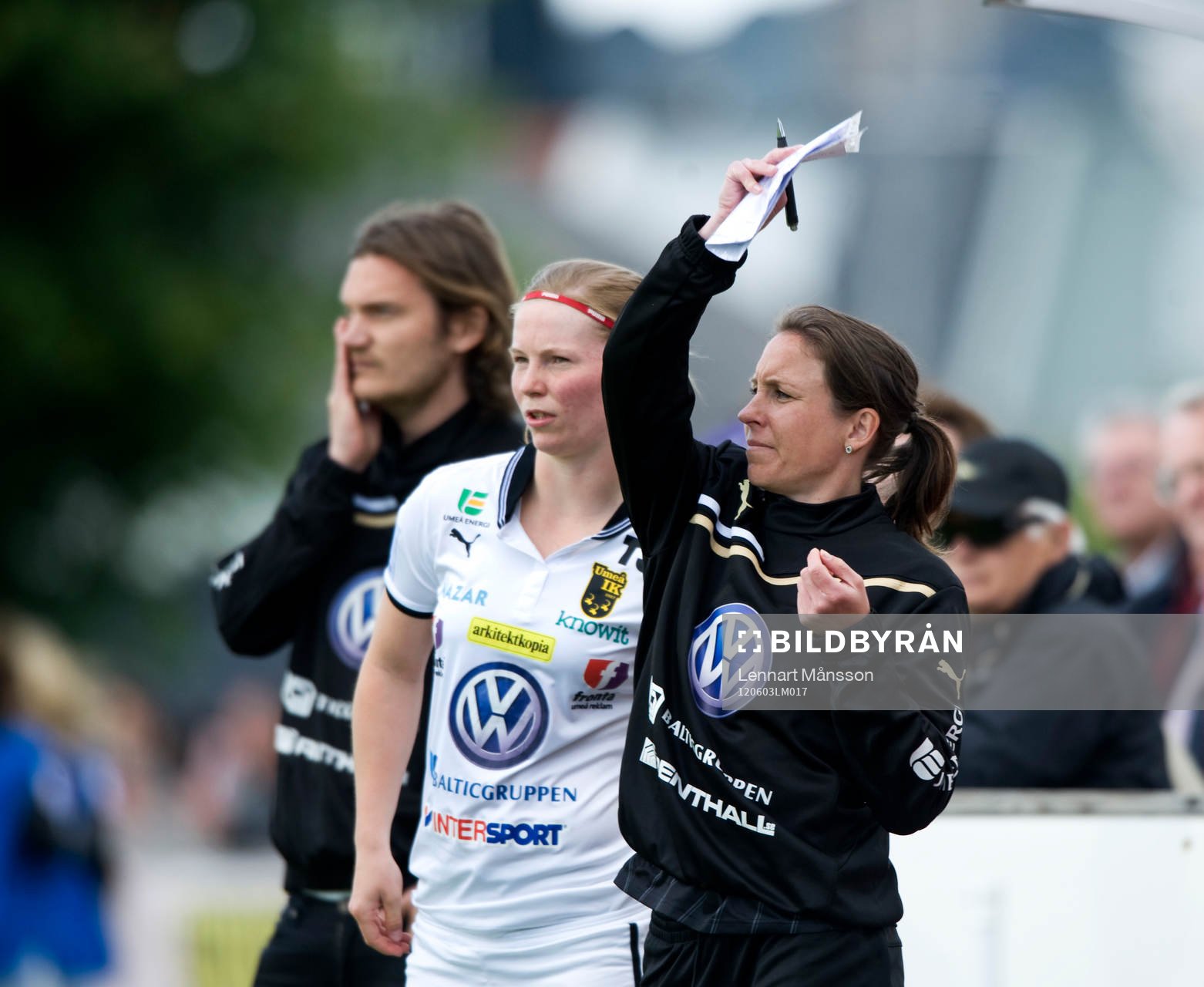 Hanna Ljungberg och Joakim Blomqvist, tränare, Umeå, gör