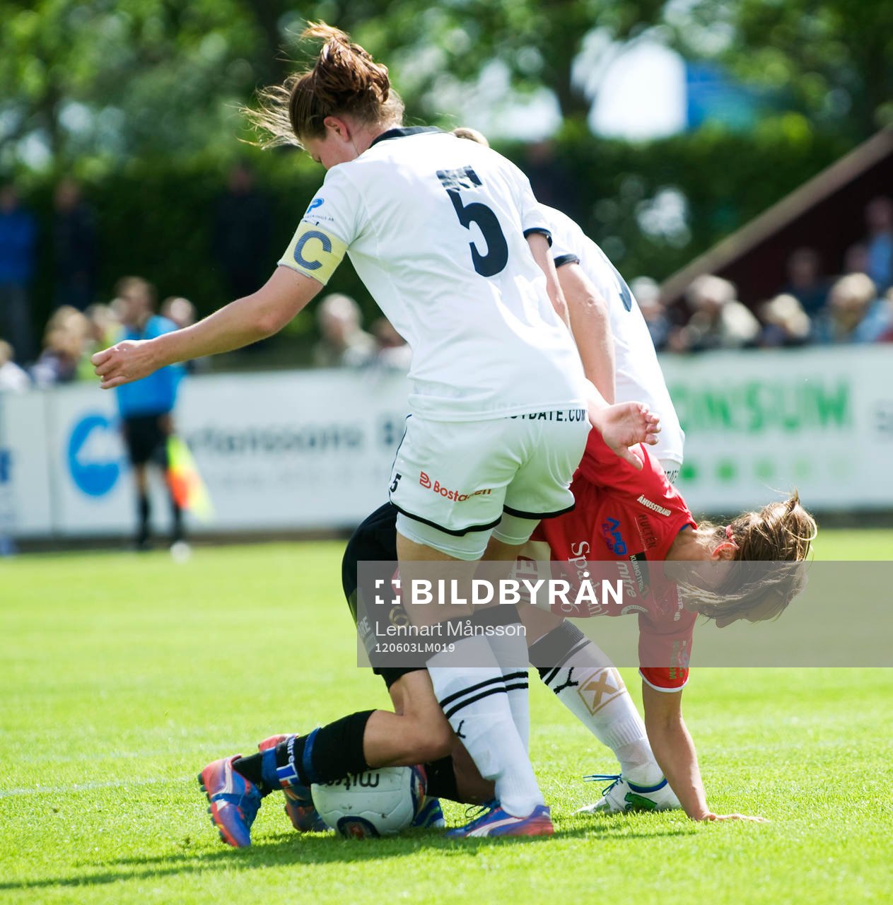 Kosovare Asllani, Kristianstad, trängs hårt