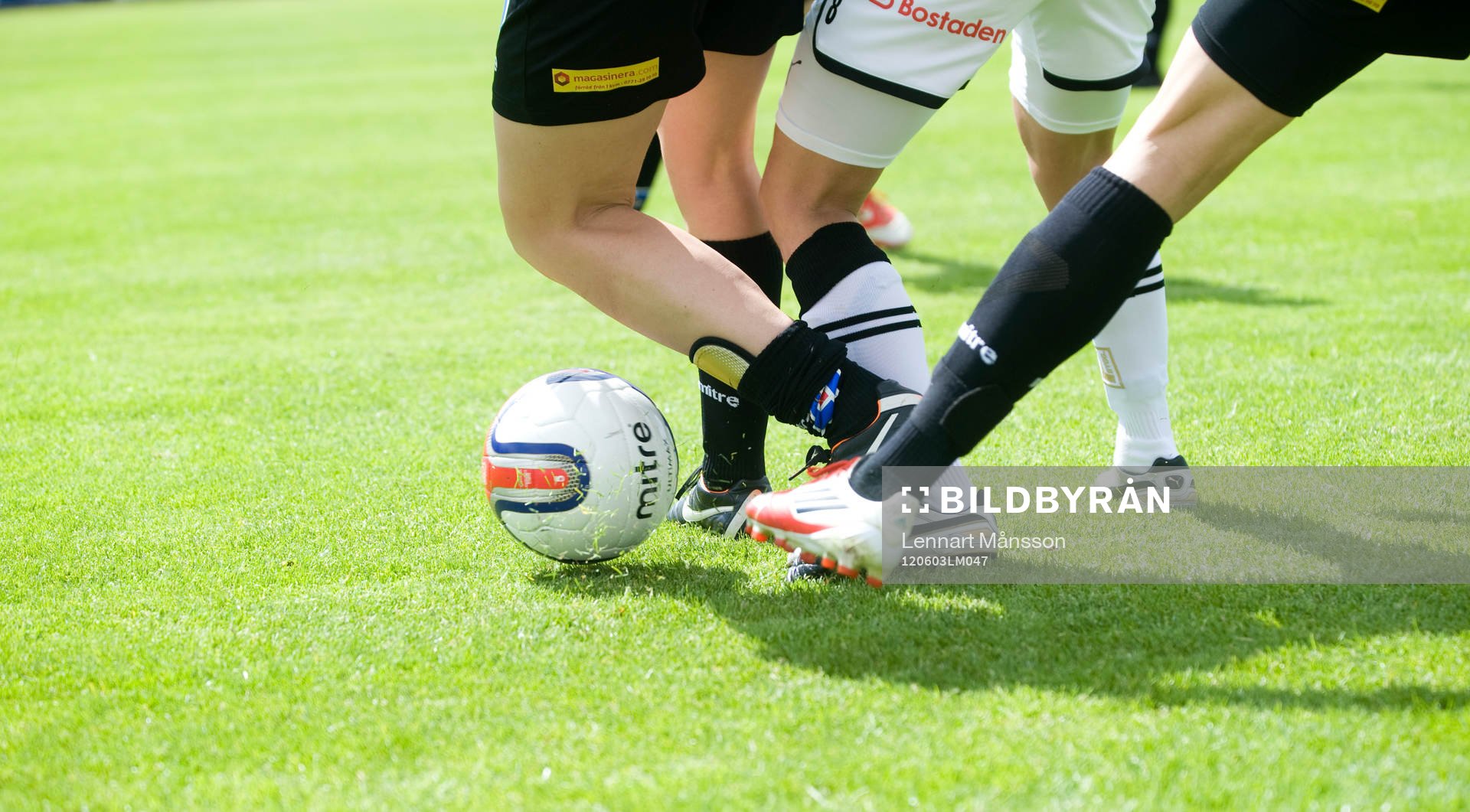 Fot, boll, ben, fotbollsstrumpor, fotbollsskor, krokning,