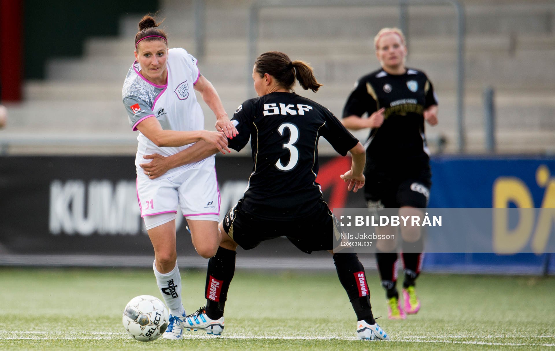 Jane Törnqvist, Göteborg försöker stoppa Anja Mittag,