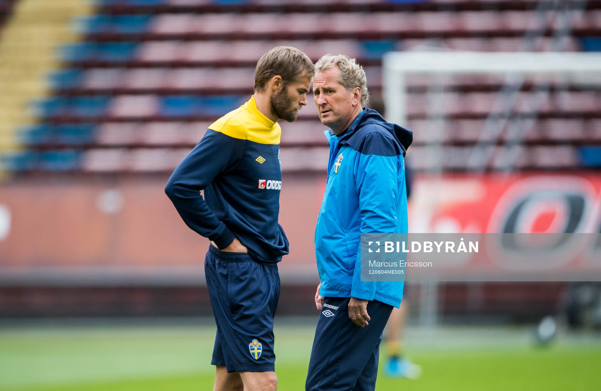 Olof Mellberg och Erik Hamrén, förbundskapten