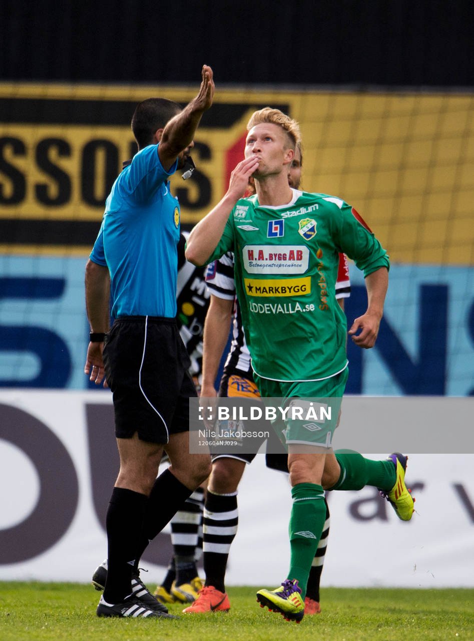  Anders Ljunggren Eriksson, Ljungskile, jubel vid 0-1.
