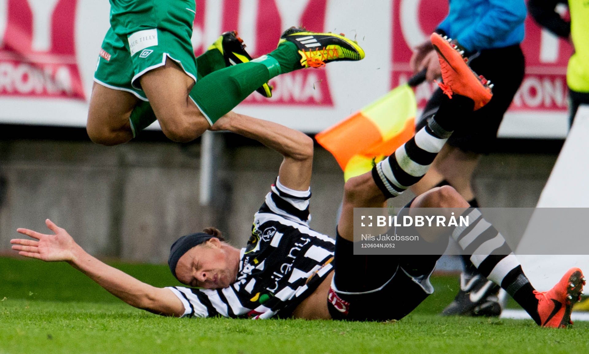 Fredrik Liverstam, Landskrona, kapar Bruno Santos da Silva,