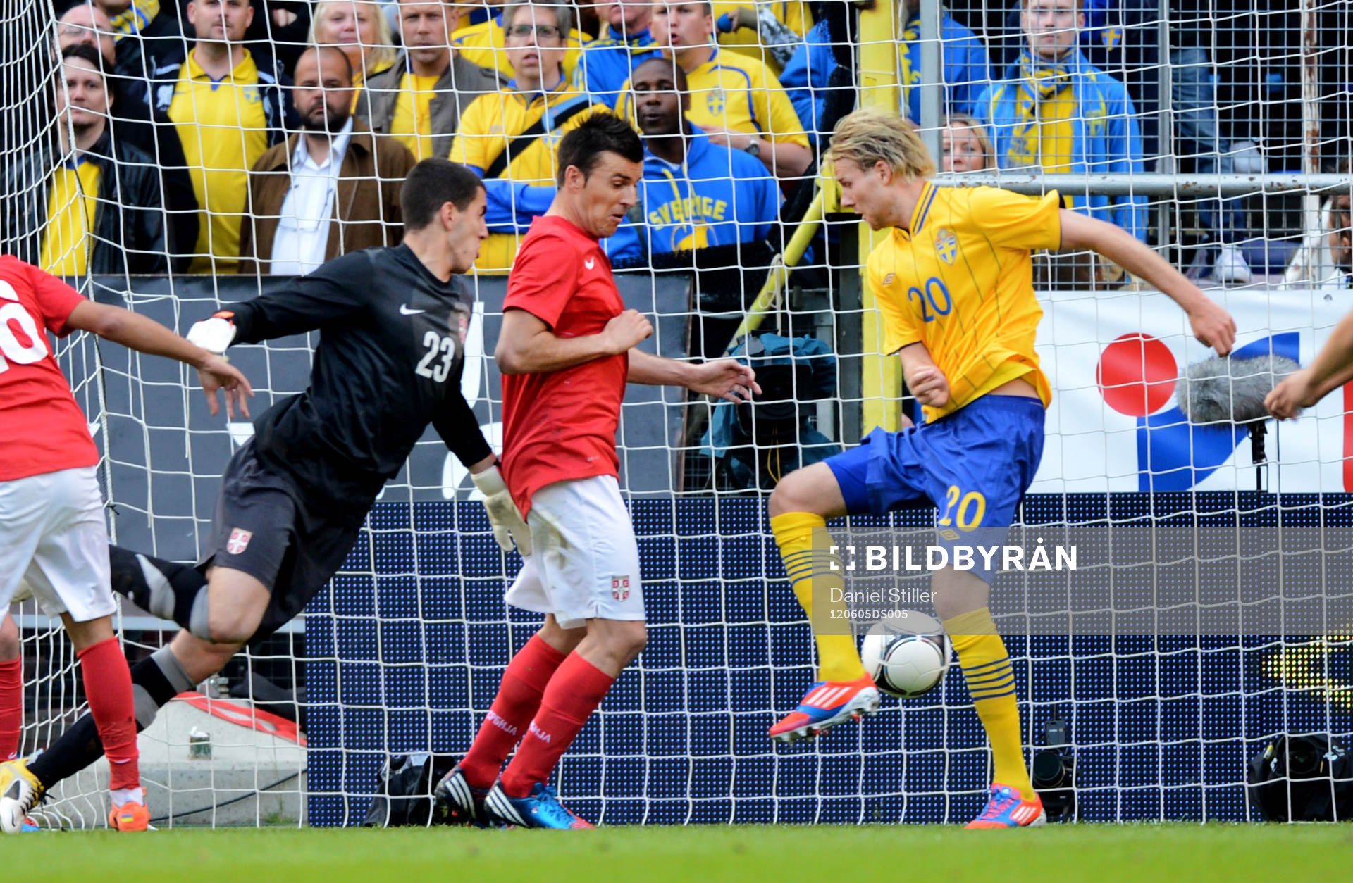 Ola Toivonen, Sverige gör 1-0 med en klack