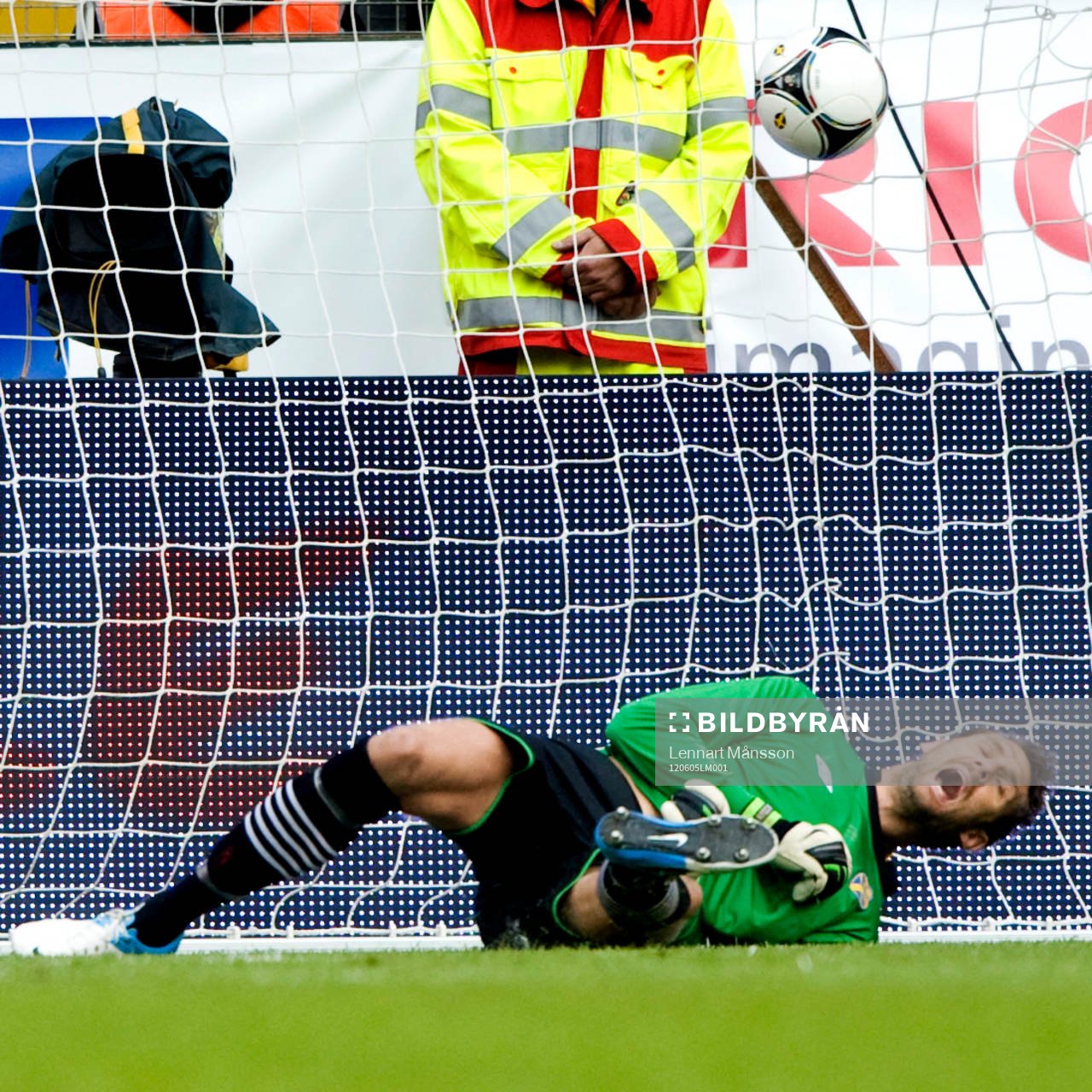 1-1, Andreas Isaksson, målvakt, Sverige