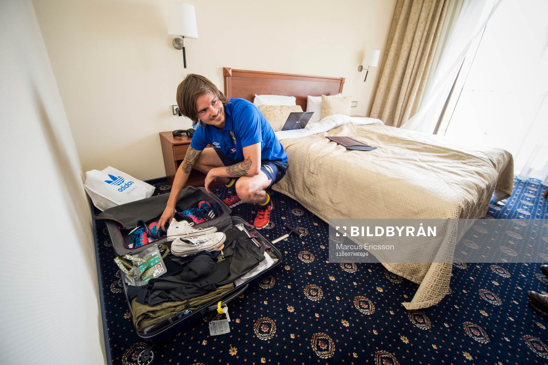 Rundvisning på spelarhotellet. Spelarhotell, hotell.