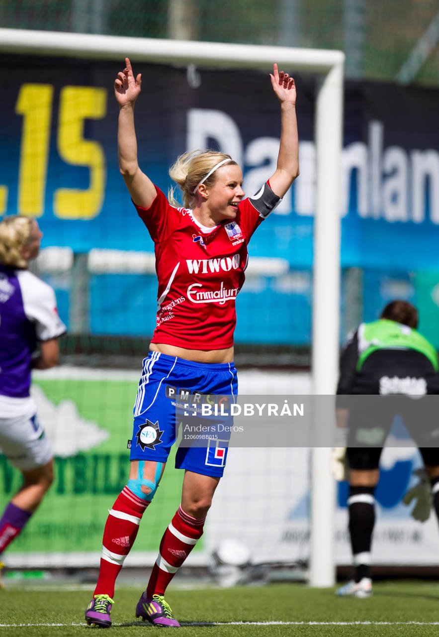  Sofie Andersson, Vittsjö, gör 1-0. Jubel.