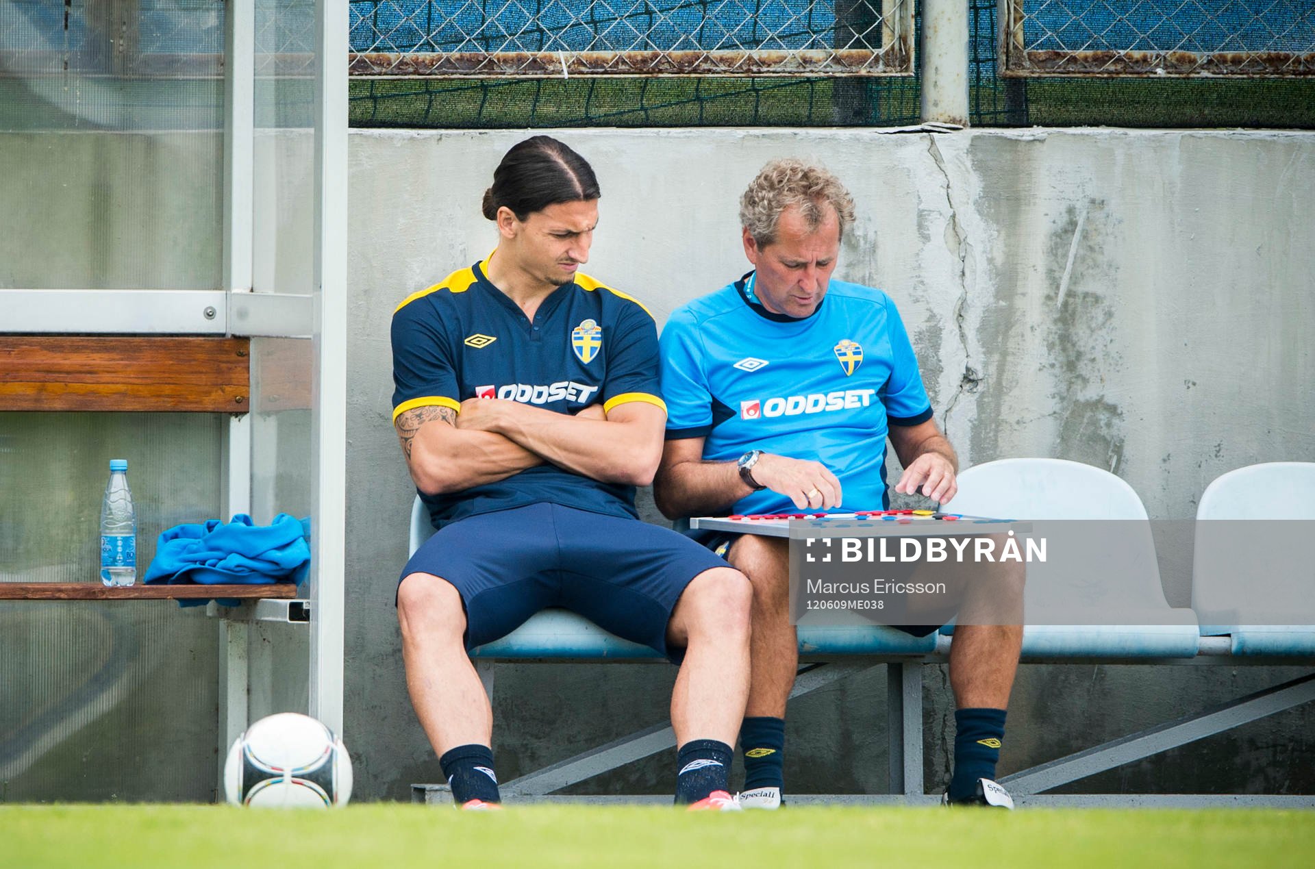 Erik Hamrén, förbundskapten pratar med Zlatan Ibrahimovic