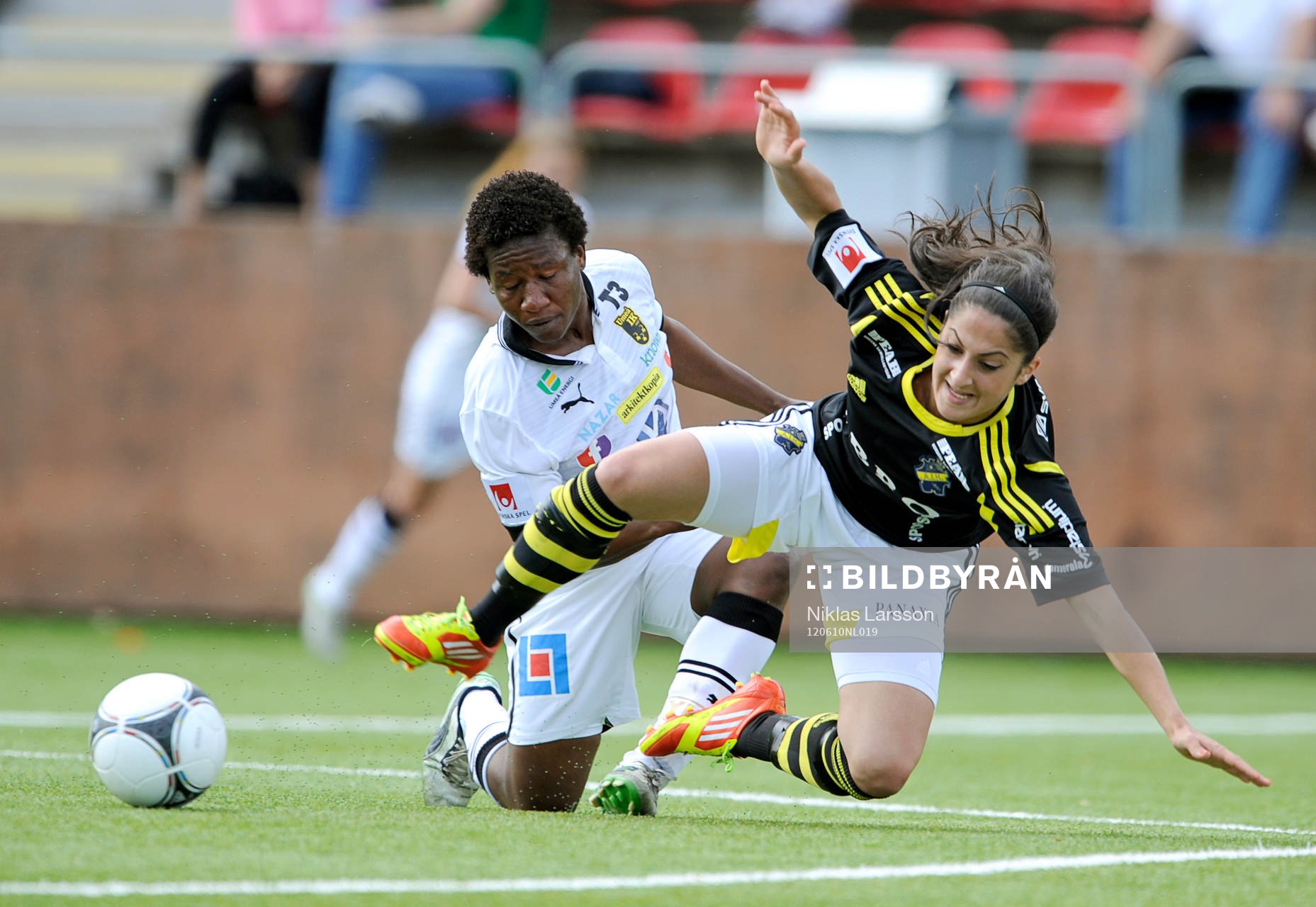 Susan Varli, AIK och Rita Chikwelu, Umeå