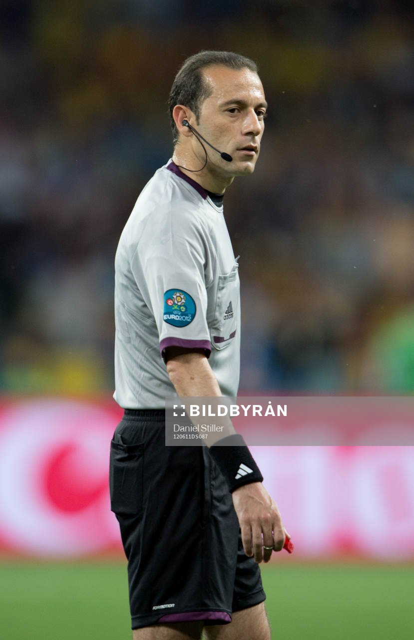 Domare Cüneyt Cakir