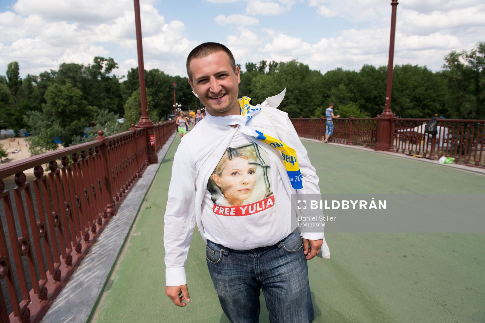 Ukrainare med Free Yulia tröja