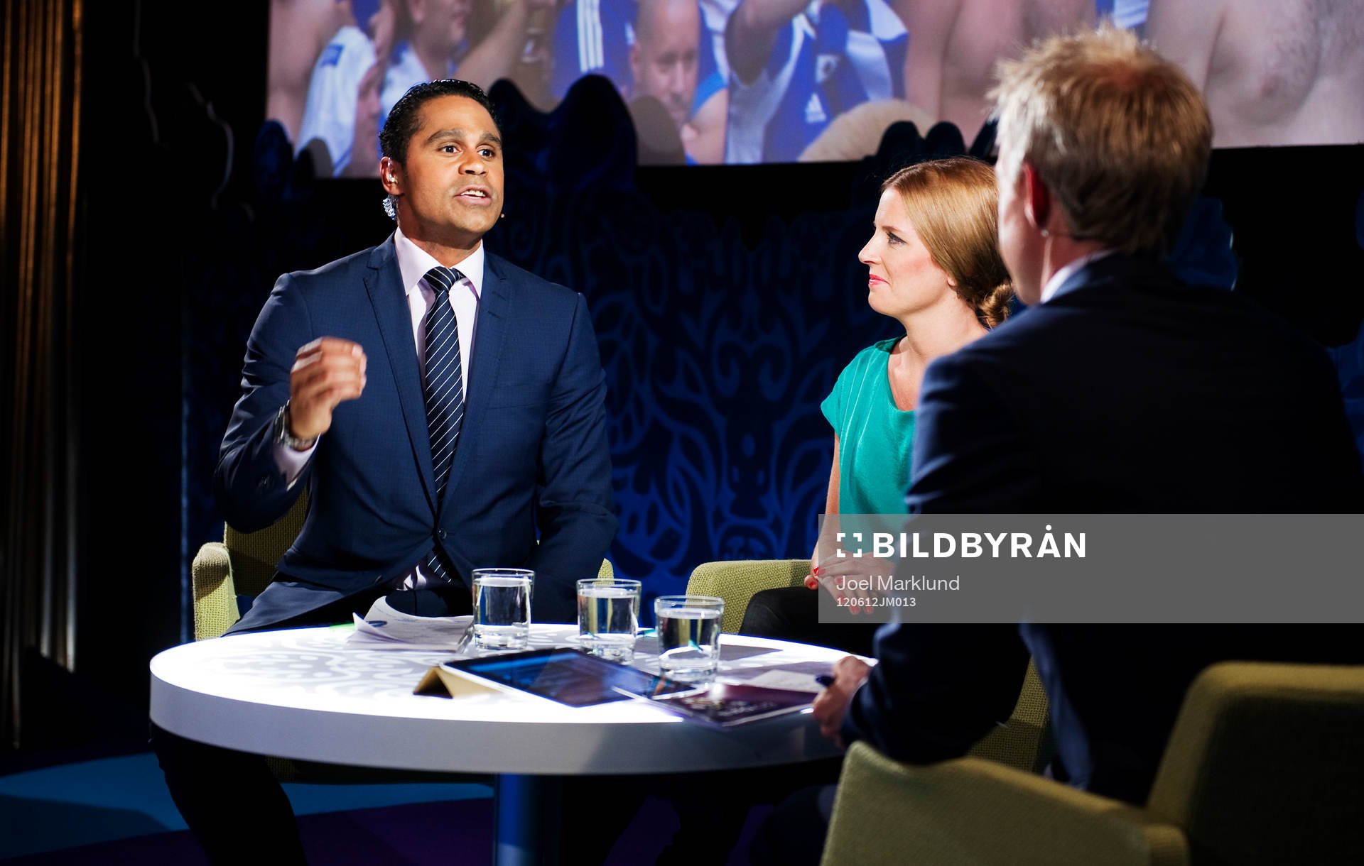 Daniel Nannskog och Johanna Frändén, expertkommentatorer