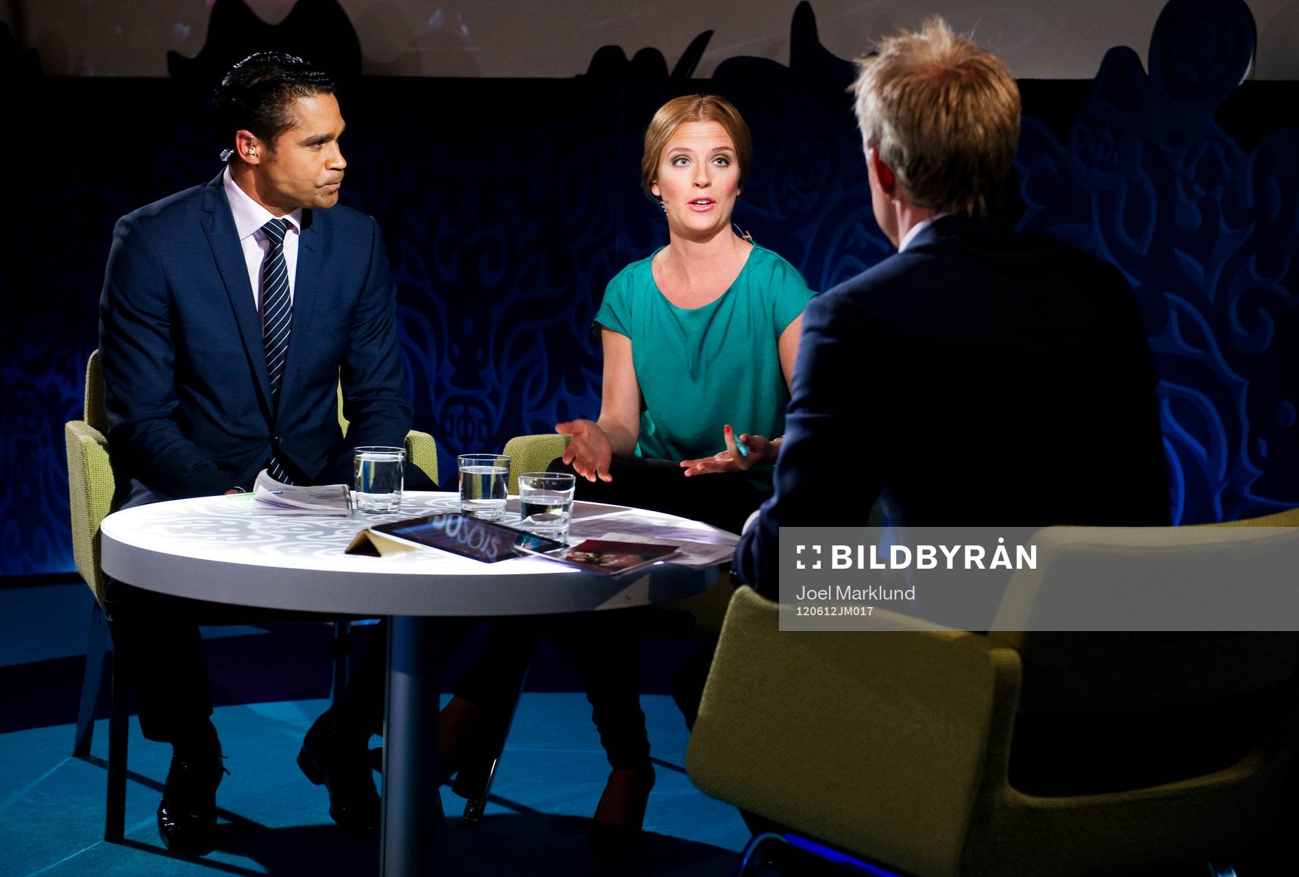 Daniel Nannskog och Johanna Frändén, expertkommentatorer