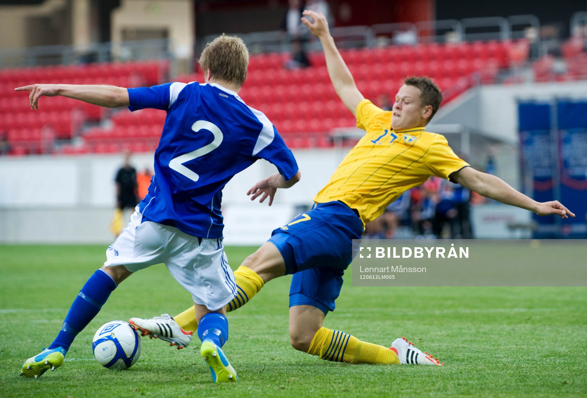 Viktor Claesson, Sverige mot Jere Uronen, Finland