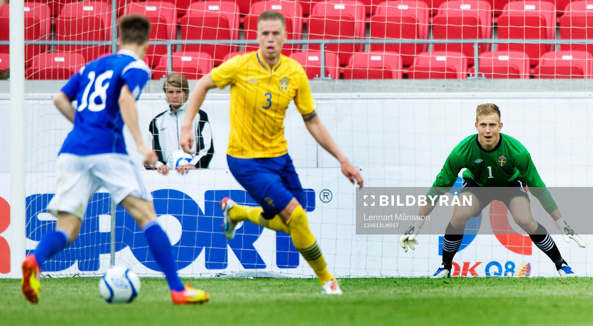 Karl-Johan Johnsson, målvakt, och Pontus Jansson, Sverige