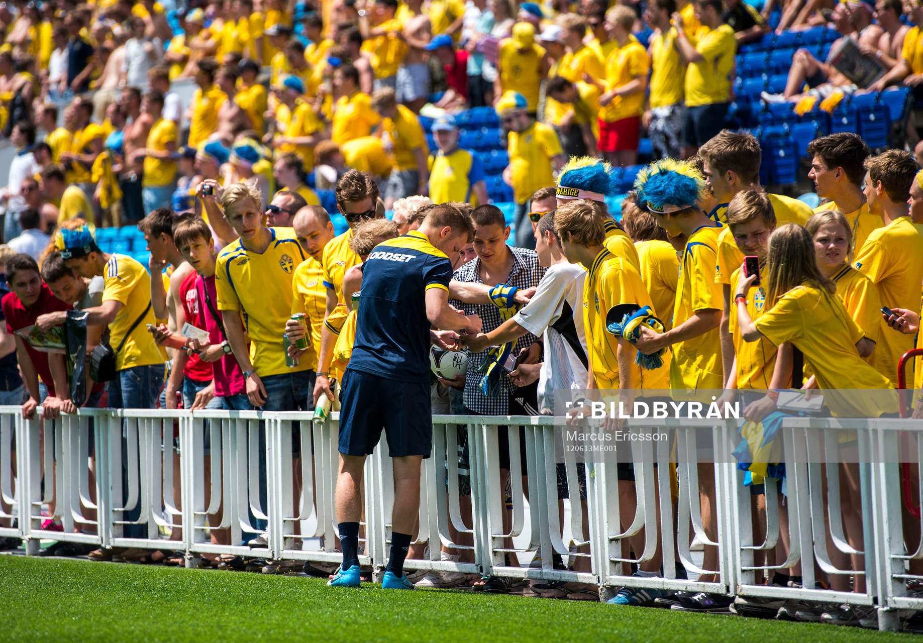 Öppen träning för de svenska fansen på Dynamo Stadion