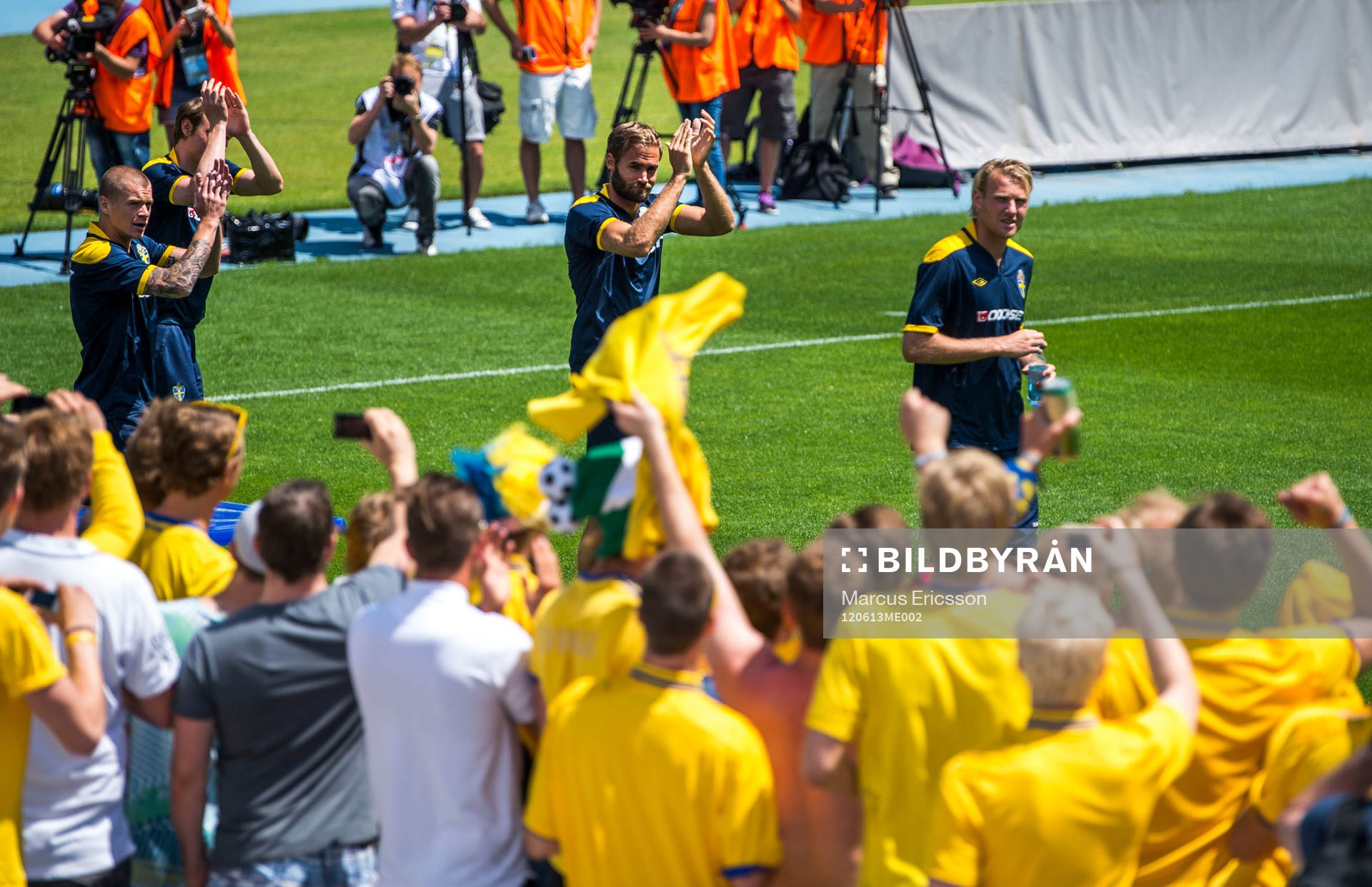Öppen träning för de svenska fansen på Dynamo Stadion.