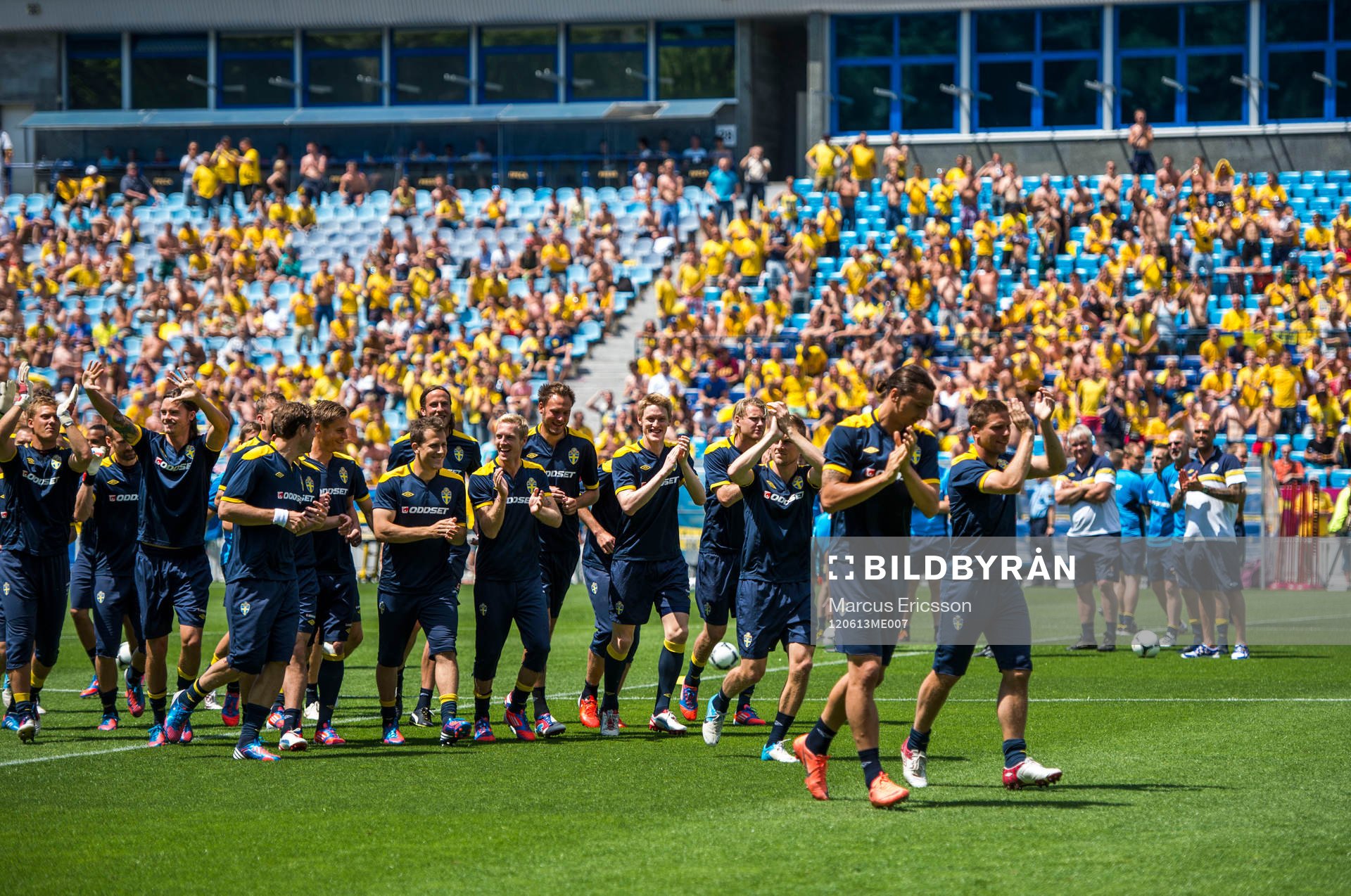 Öppen träning för de svenska fansen på Dynamo Stadion