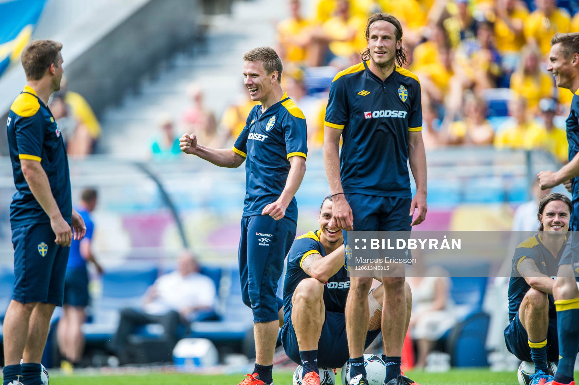 Öppen träning för de svenska fansen på Dynamo Stadion.