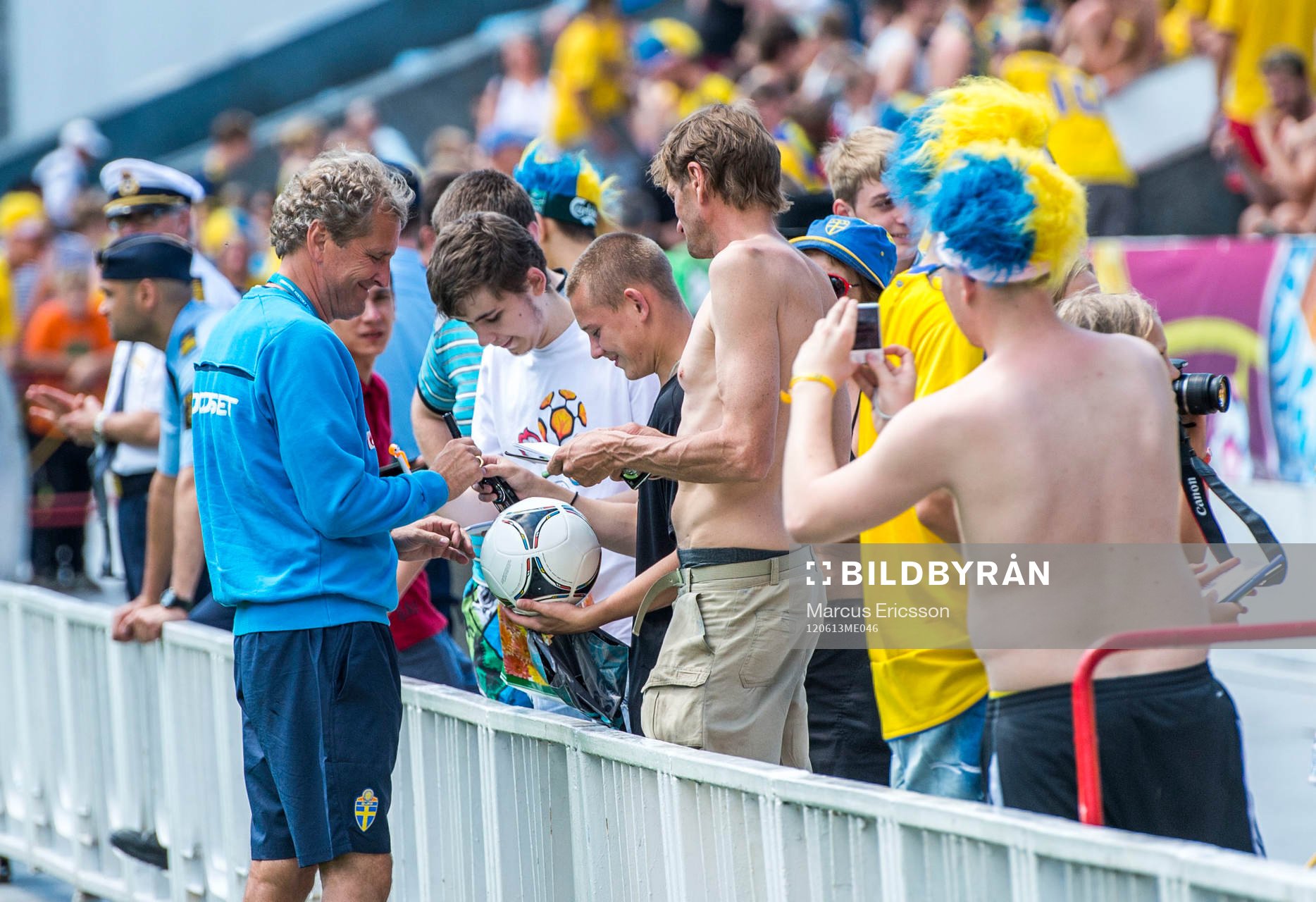 Öppen träning för de svenska fansen på Dynamo Stadion.