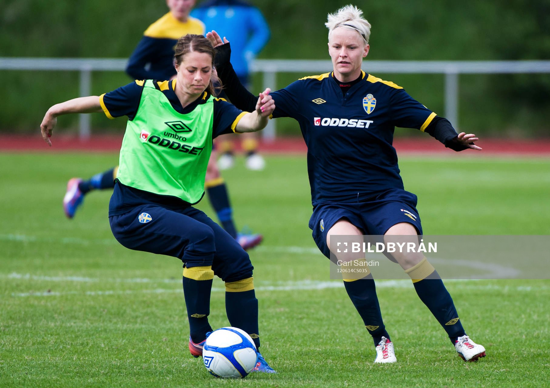 Johanna Almgren, Nilla Fischer, Sverige