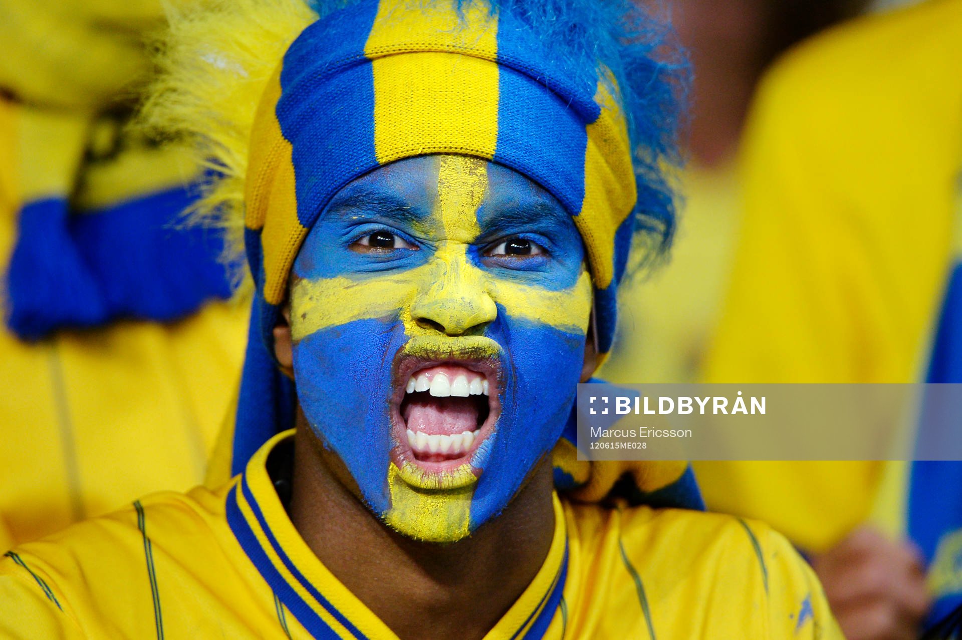 Ett svenskt fan, supporter visar känslor