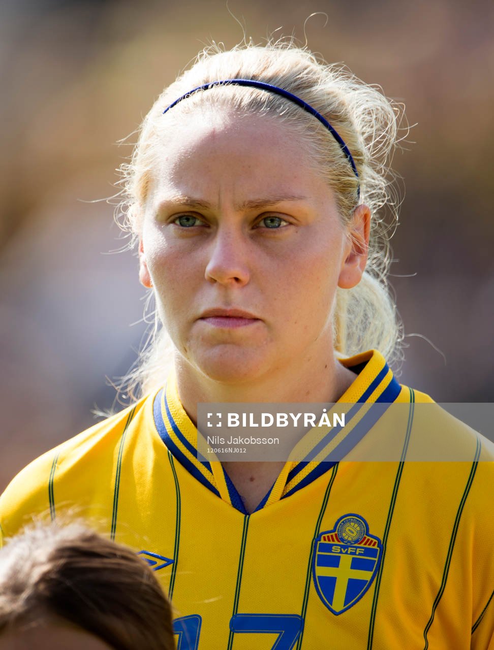 Lisa Dahlkvist, Sverige. Porträtt